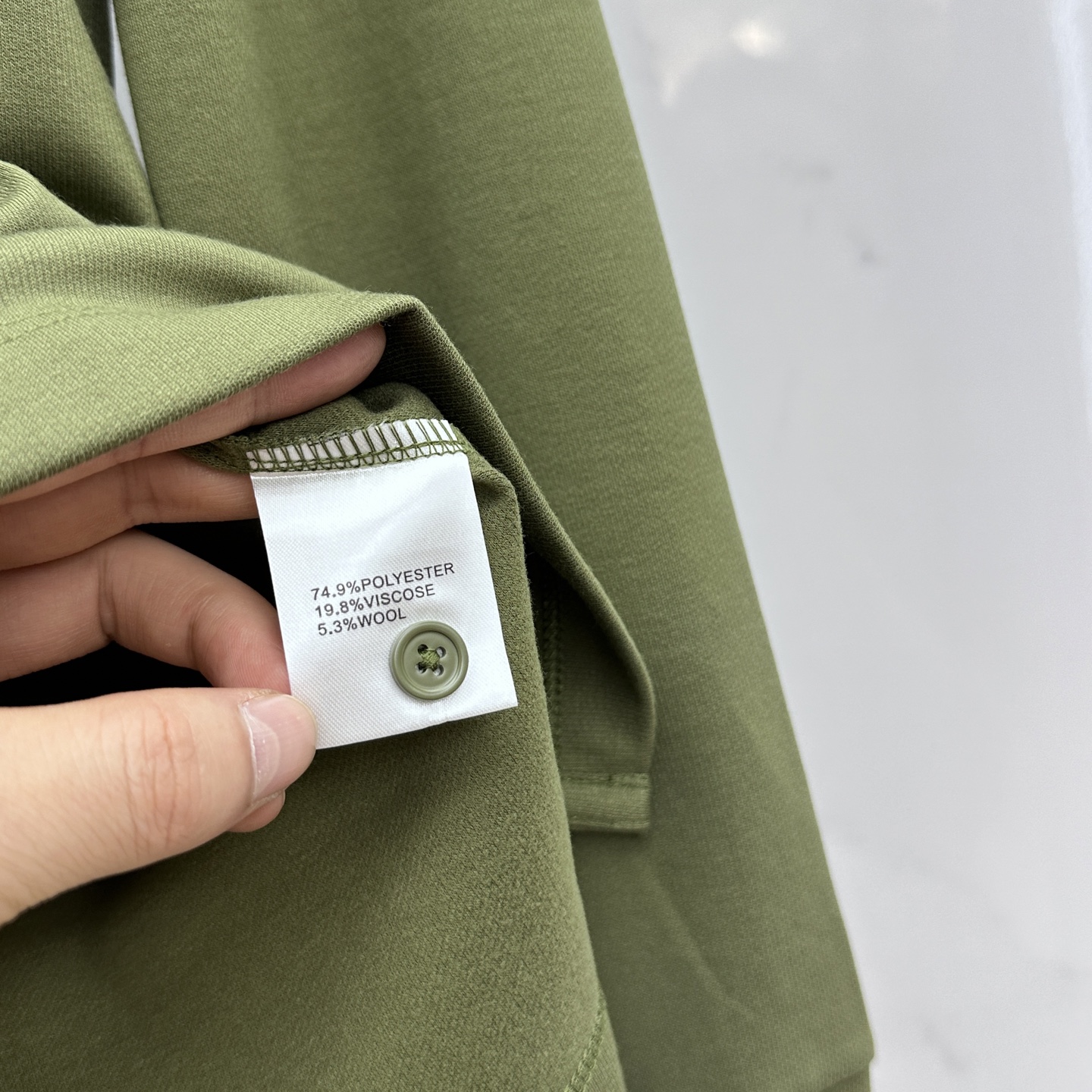 🆕Burberry巴宝莉 简约都市2025早秋新款首发专柜最新款长袖圆领羊毛T恤 高端订制 设计前卫时尚