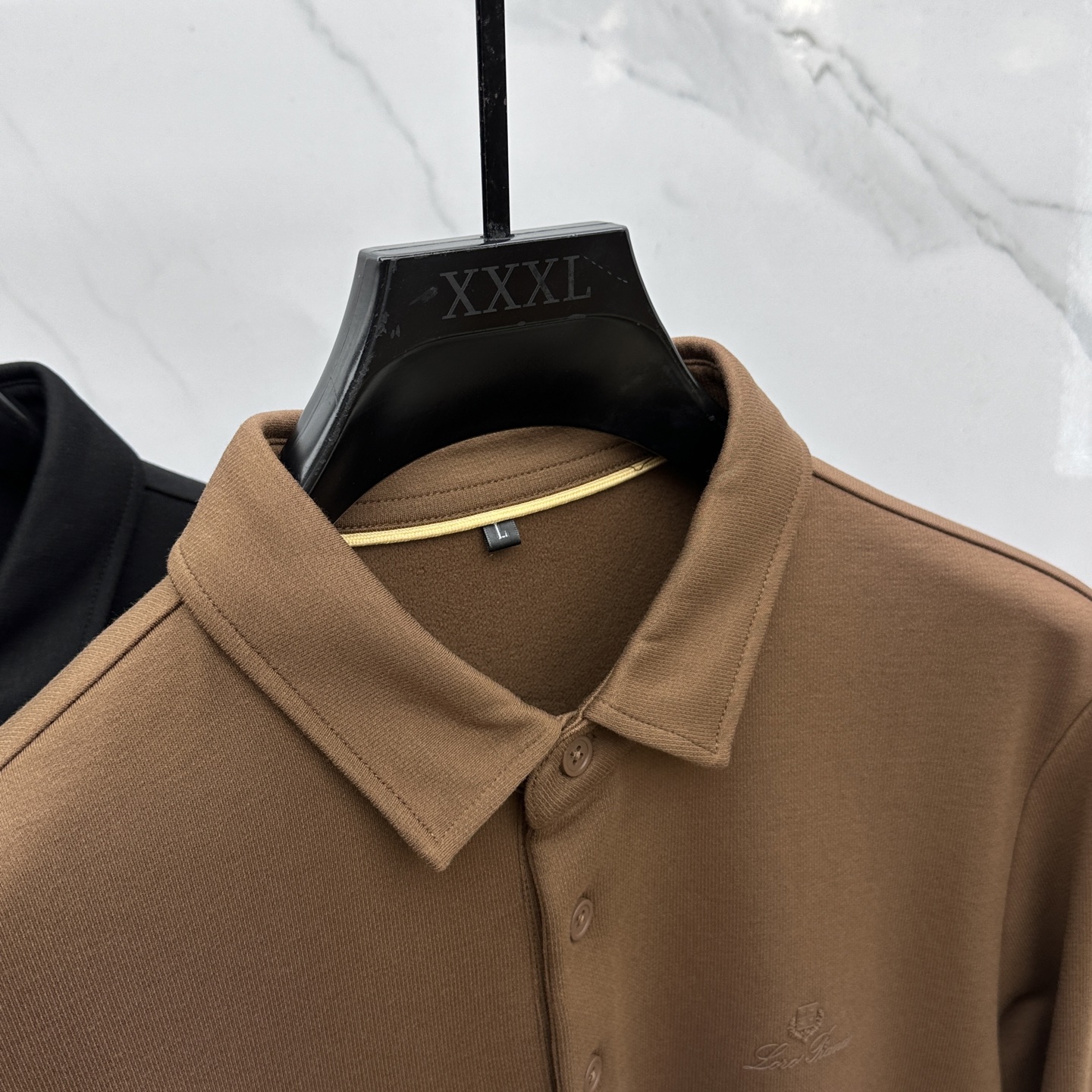 🆕lP🆕 简约都市2025早秋新款首发专柜最新款长袖圆领羊毛T恤 高端订制 设计前卫时尚！品牌logo工