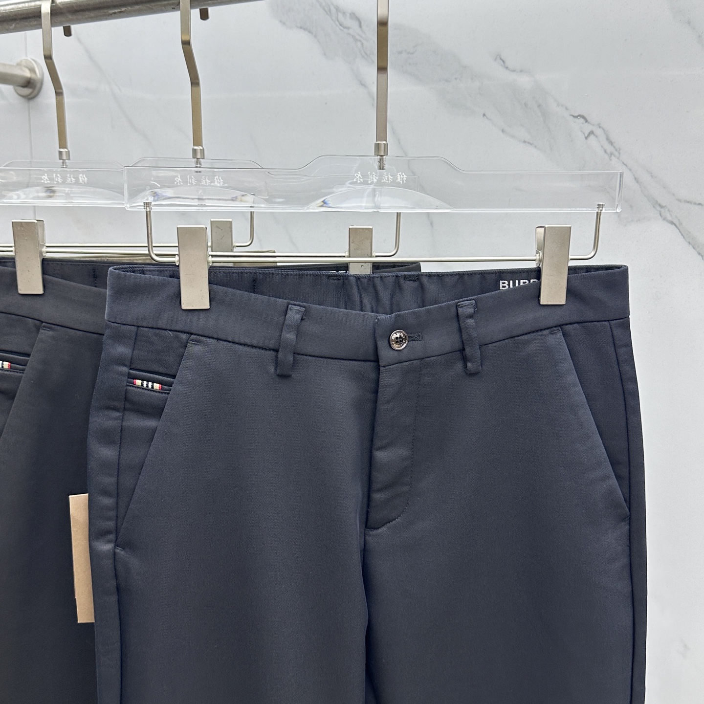 🆕Burberry巴宝莉 2025早秋新品休闲裤西裤，官网同步发售，裤身工艺设计，进口客供辅料、面料定制