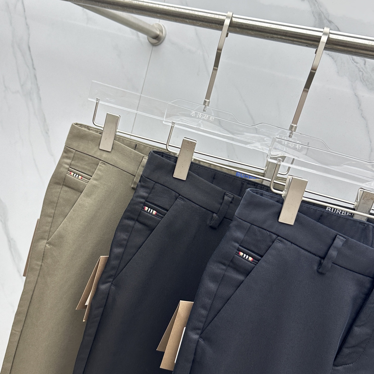 🆕Burberry巴宝莉 2025早秋新品休闲裤西裤，官网同步发售，裤身工艺设计，进口客供辅料、面料定制