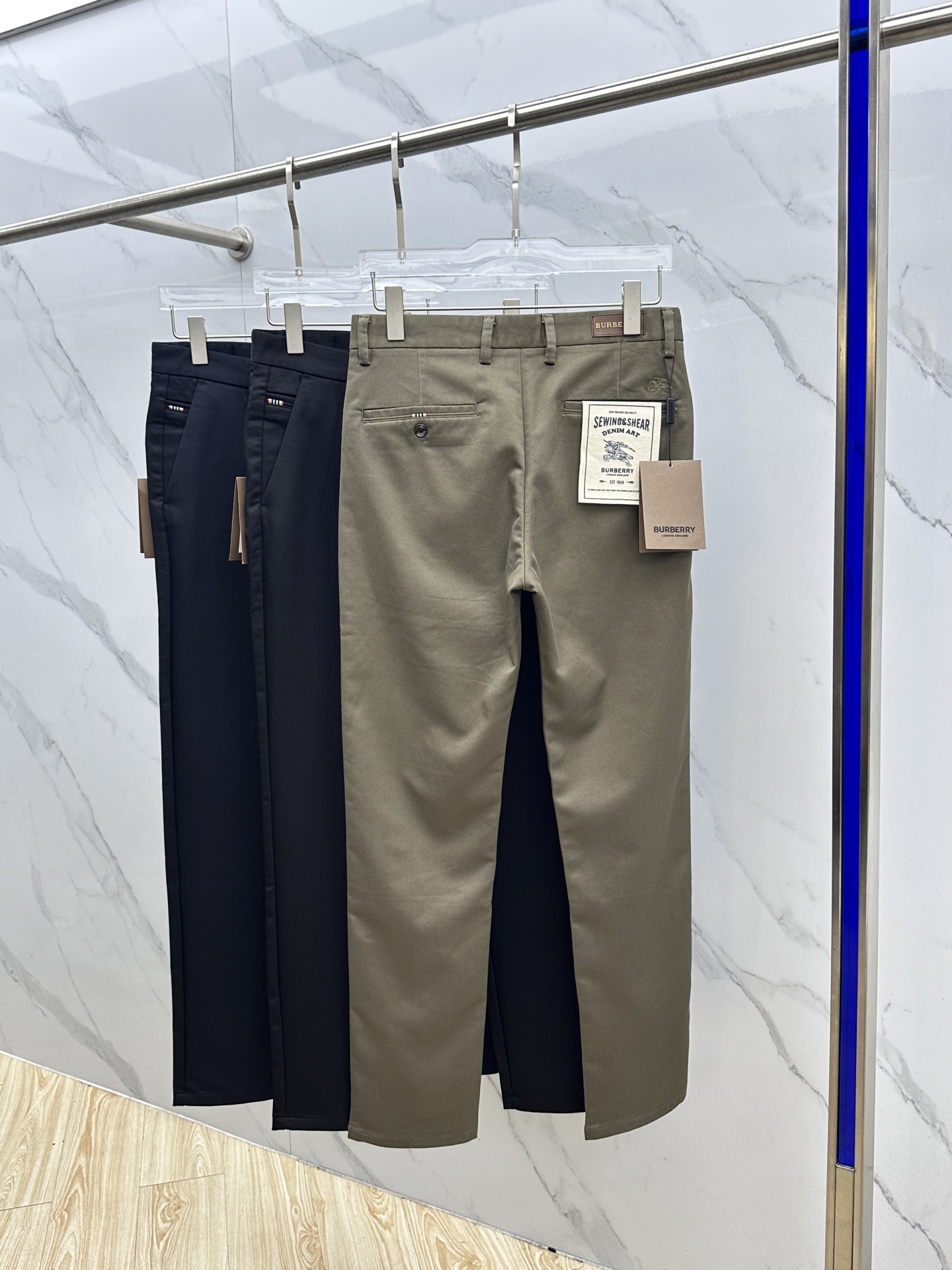 🆕Burberry巴宝莉 2025早秋新品休闲裤西裤，官网同步发售，裤身工艺设计，进口客供辅料、面料定制