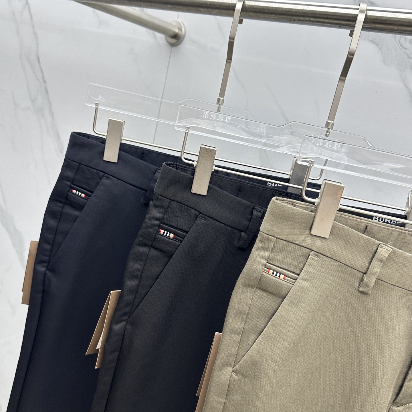 🆕Burberry巴宝莉 2025早秋新品休闲裤西裤，官网同步发售，裤身工艺设计，进口客供辅料、面料定制