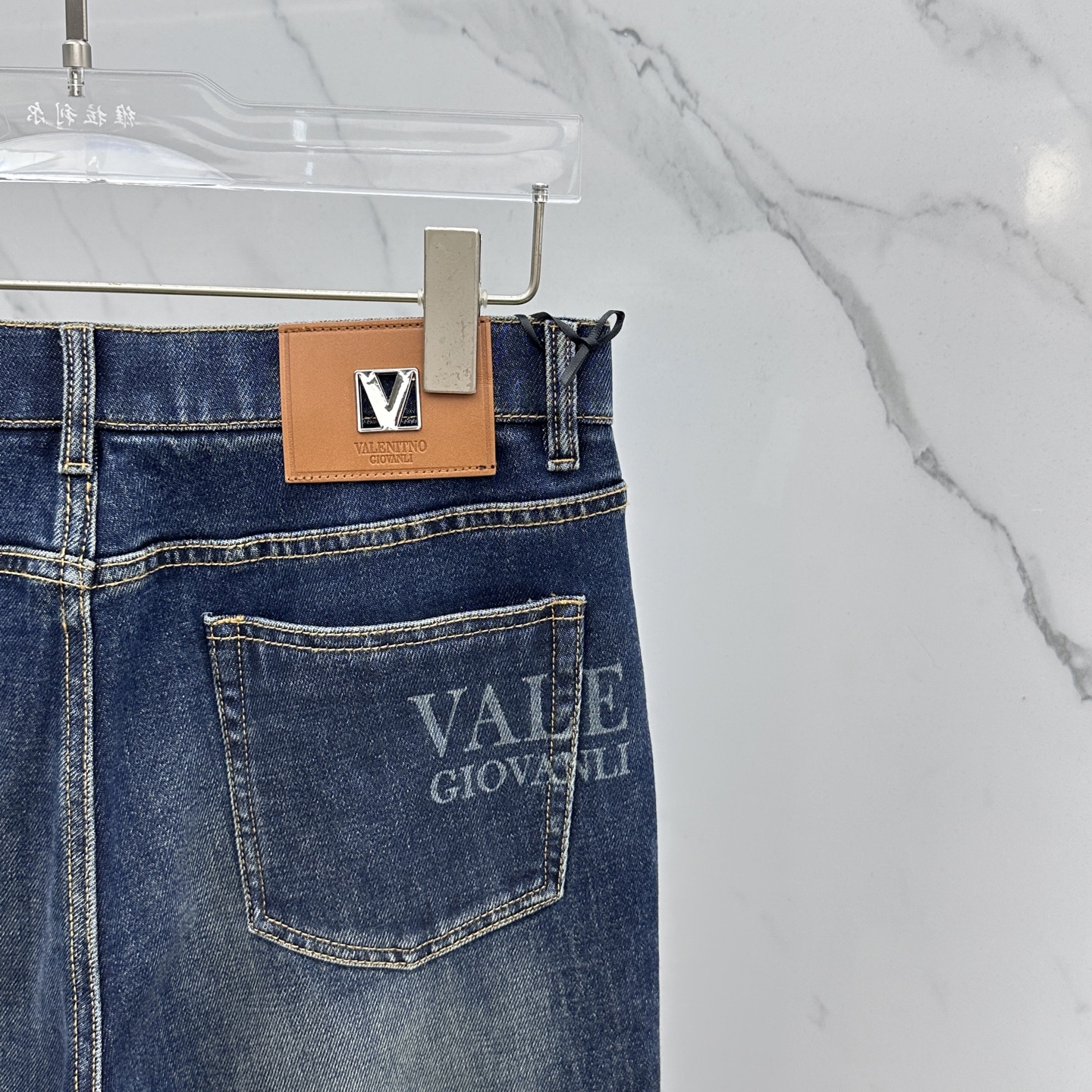 🆕VLTN华伦天奴 🔥高端定制、2025早春最新款牛仔裤 柜台同步发售 原版定制复刻 客供五金辅料 原单