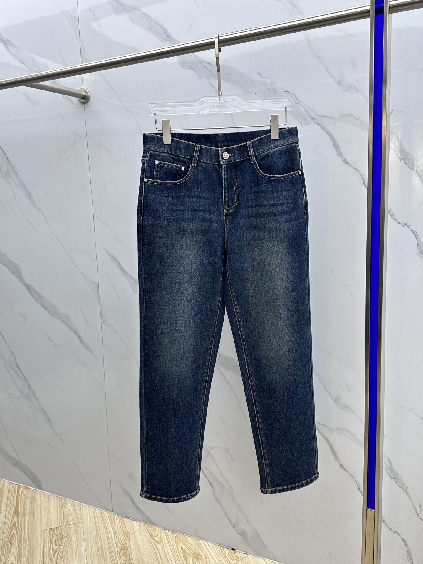 🆕VLTN华伦天奴 🔥高端定制、2025早春最新款牛仔裤 柜台同步发售 原版定制复刻 客供五金辅料 原单