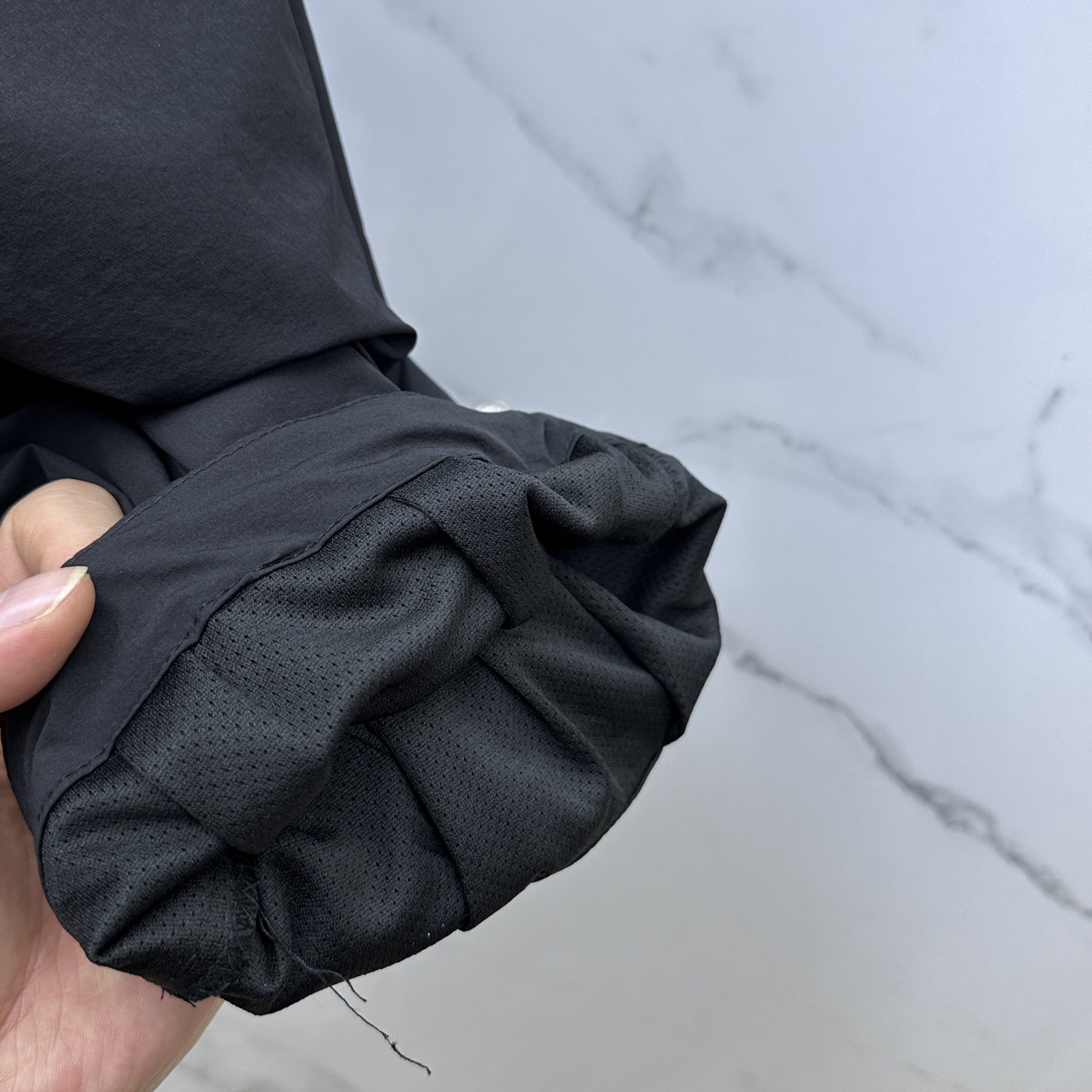 🆕Prada普拉达、25秋冬新款~PD阔腿三角标双层 。 当时尚与舒适完美邂逅，Pra**阔腿三角标双层