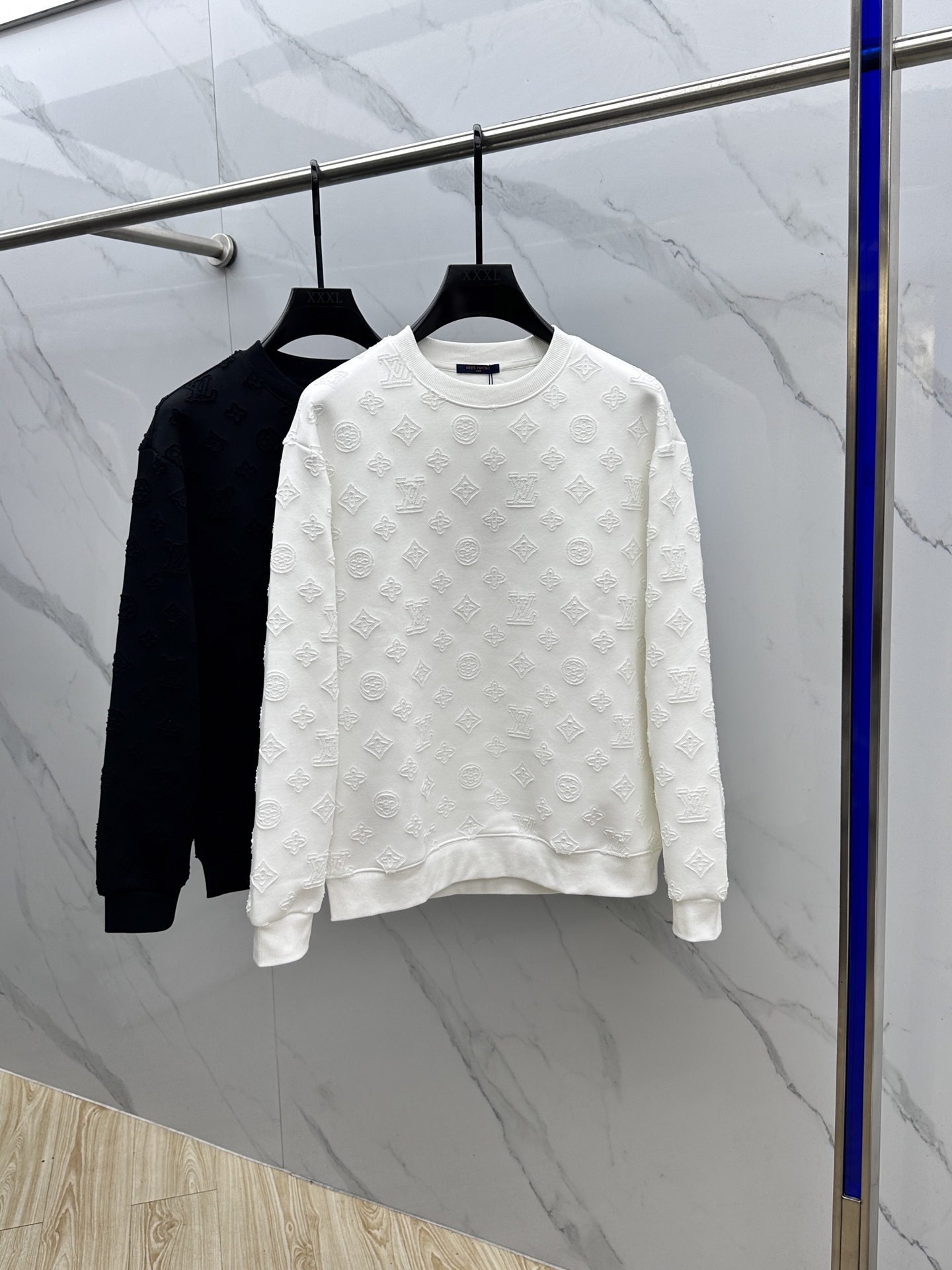 🆕LV路易威登 25Ss最新秋冬爆款卫衣，全幅激光烧花顶级定制面料松柔亲肤感极佳，男女同款情侣穿搭、穿着