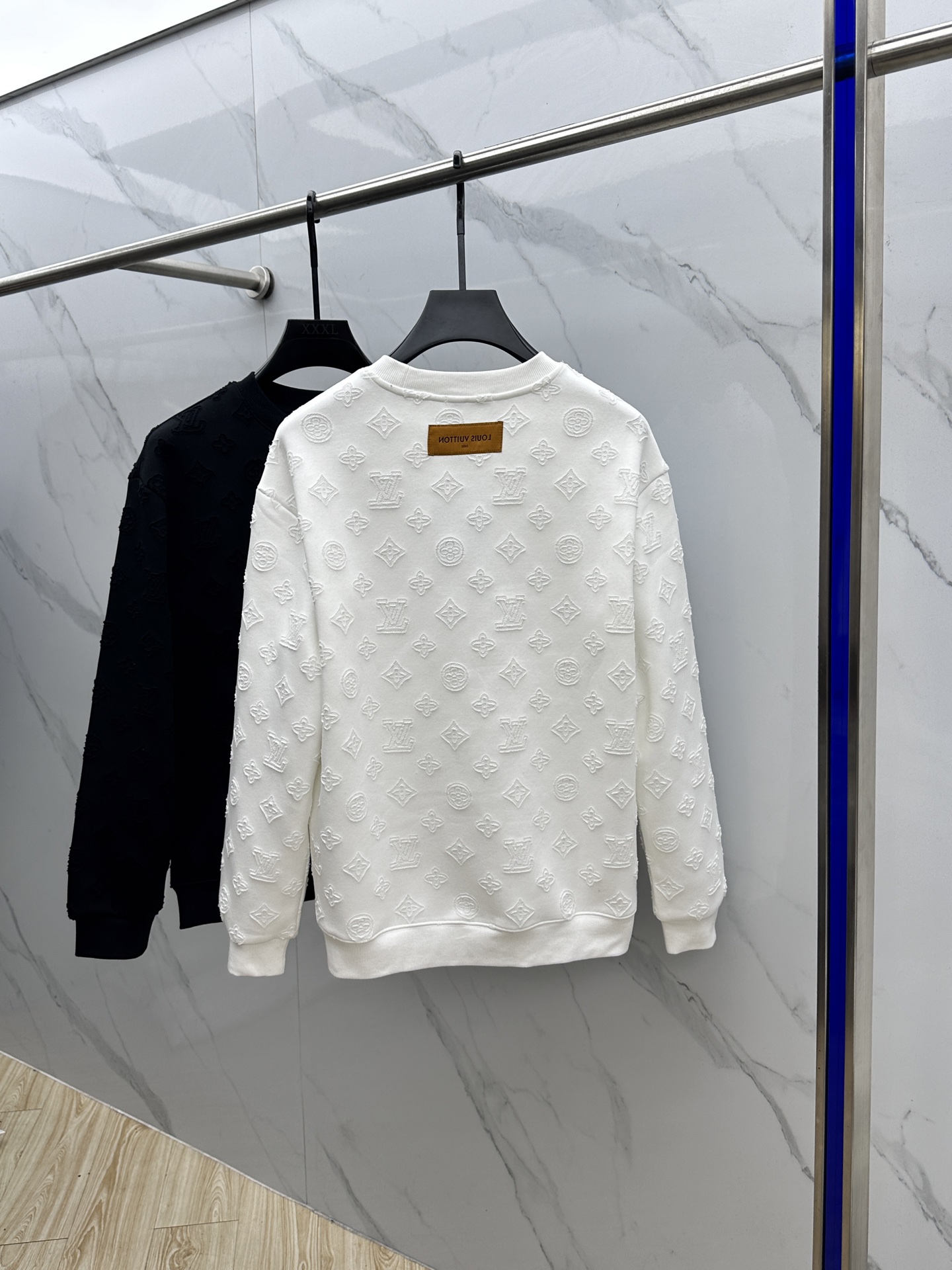 🆕LV路易威登 25Ss最新秋冬爆款卫衣，全幅激光烧花顶级定制面料松柔亲肤感极佳，男女同款情侣穿搭、穿着