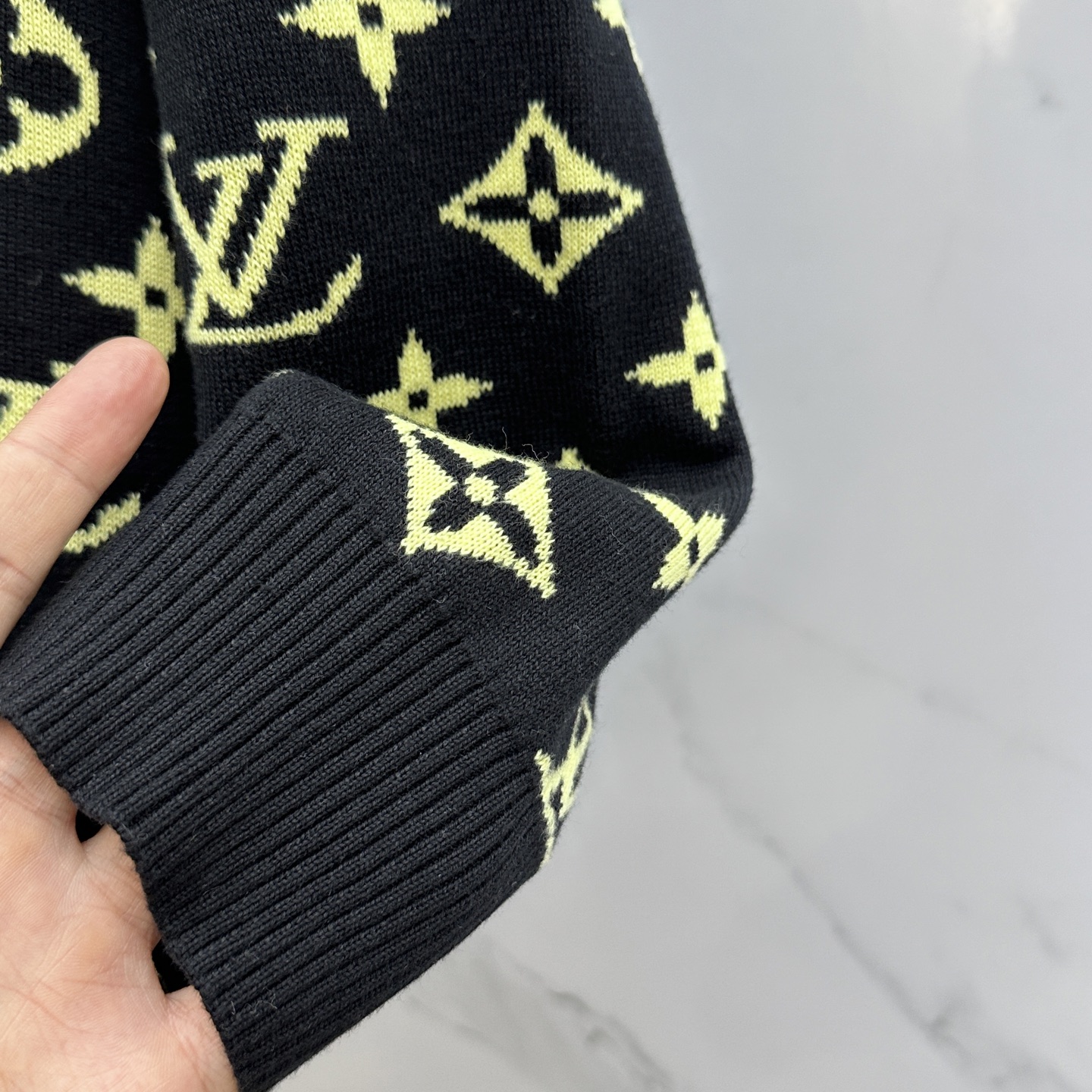 🆕LV路易威登 2025秋冬新款针织羊毛衫 高品质意大利进口羊毛混纺面料，高密度针织，时尚百搭毛衣，帅气