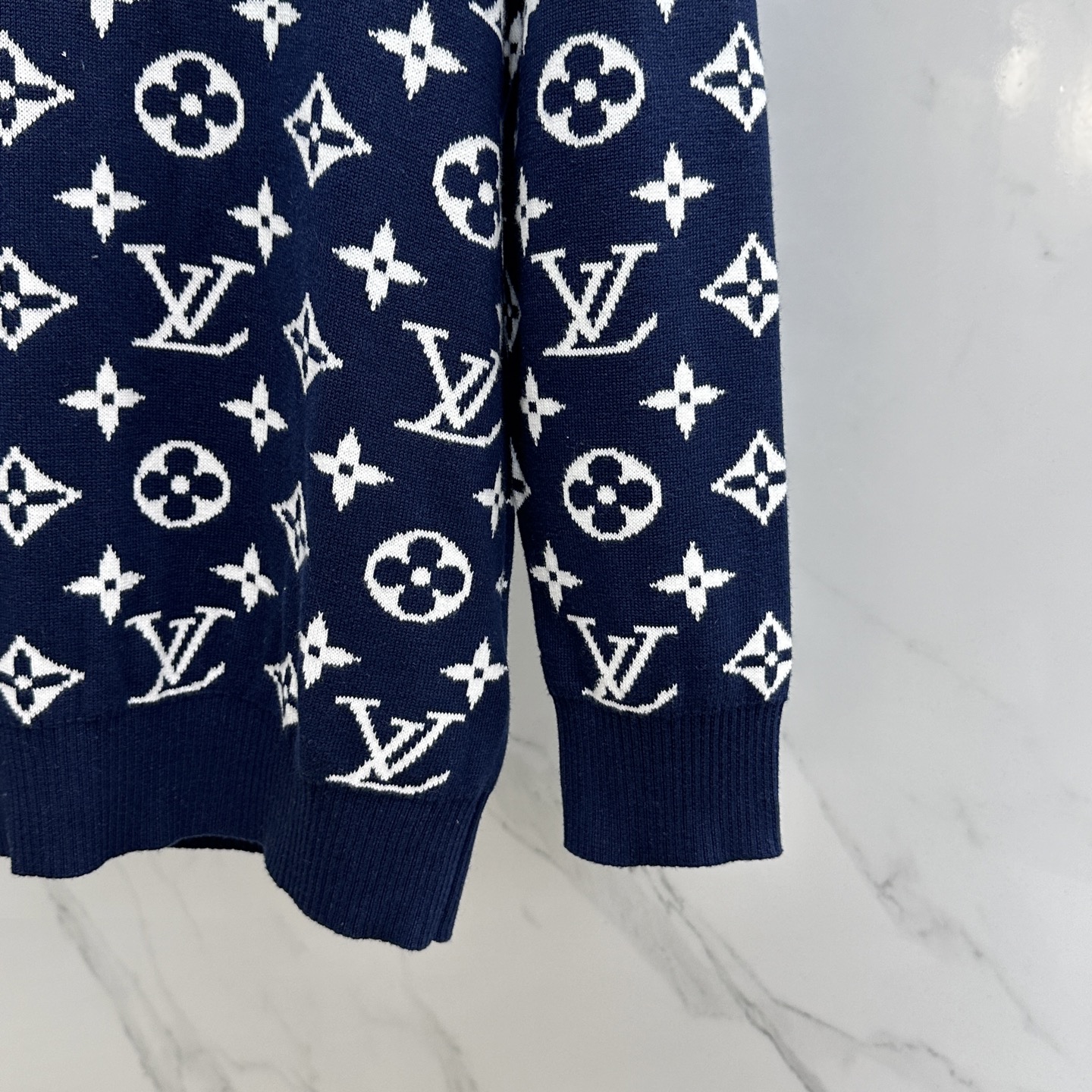 🆕LV路易威登 2025秋冬新款针织羊毛衫 高品质意大利进口羊毛混纺面料，高密度针织，时尚百搭毛衣，帅气