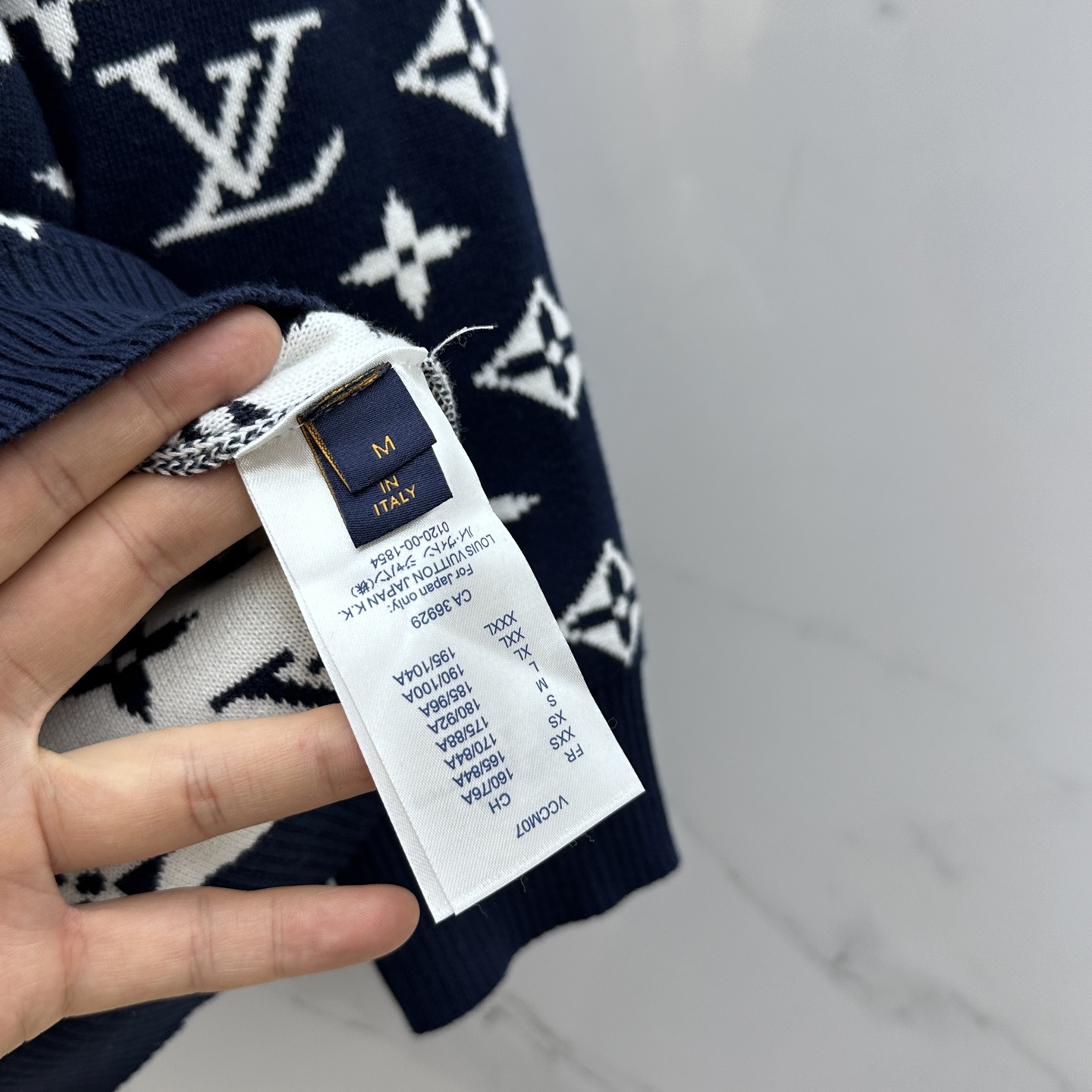 🆕LV路易威登 2025秋冬新款针织羊毛衫 高品质意大利进口羊毛混纺面料，高密度针织，时尚百搭毛衣，帅气