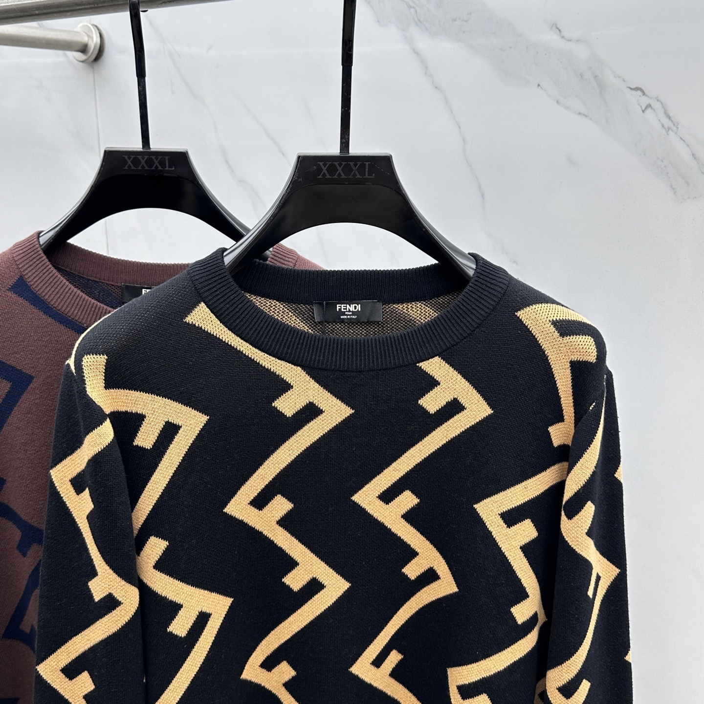 🆕Fendi芬迪 2025秋冬新款针织羊毛衫 高品质意大利进口羊毛混纺面料，高密度针织，时尚百搭毛衣，帅