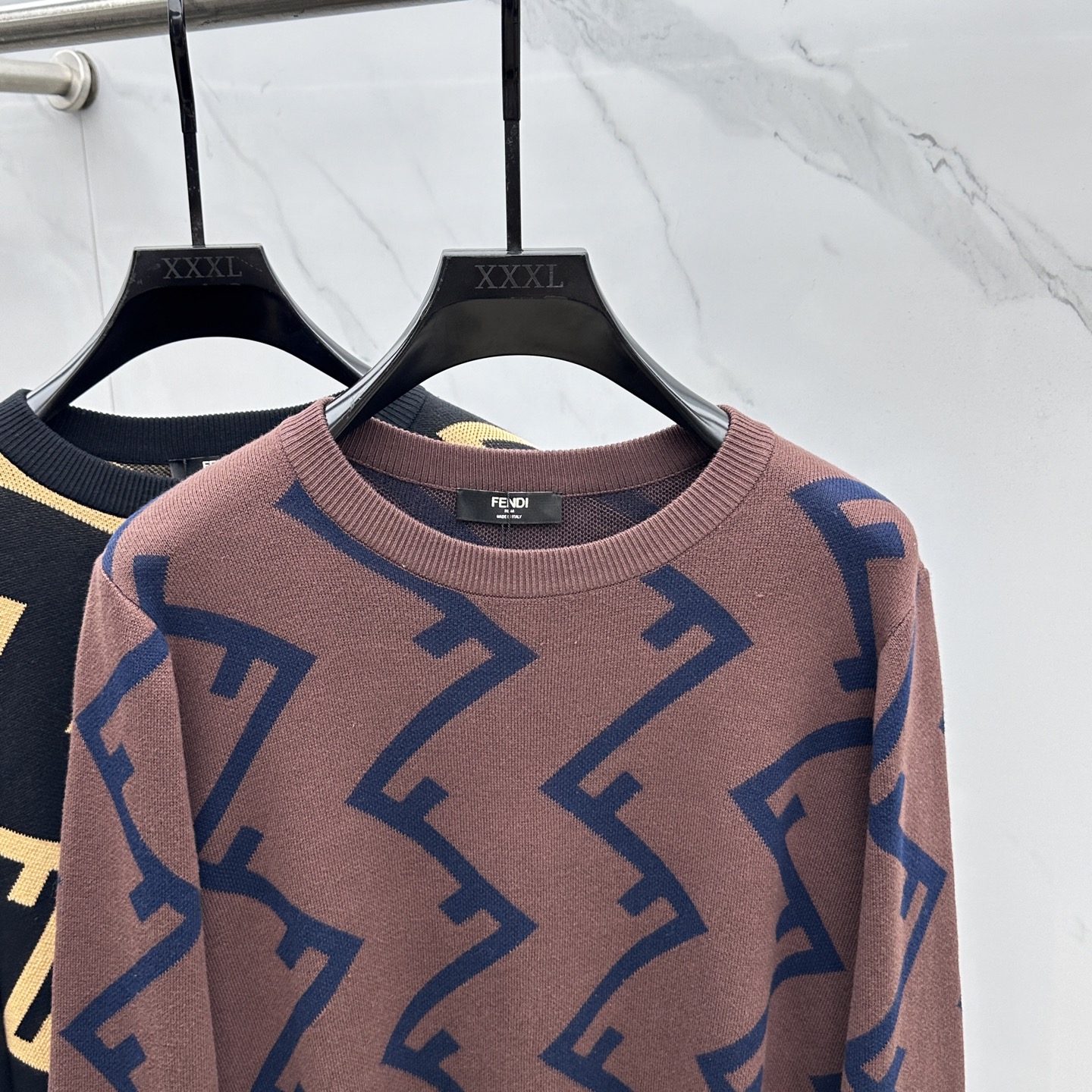 🆕Fendi芬迪 2025秋冬新款针织羊毛衫 高品质意大利进口羊毛混纺面料，高密度针织，时尚百搭毛衣，帅