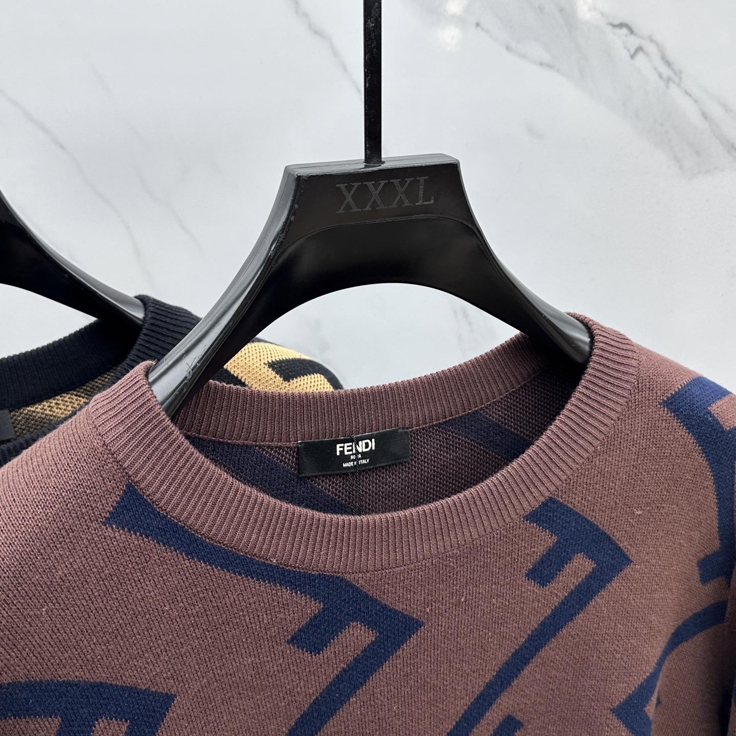 🆕Fendi芬迪 2025秋冬新款针织羊毛衫 高品质意大利进口羊毛混纺面料，高密度针织，时尚百搭毛衣，帅