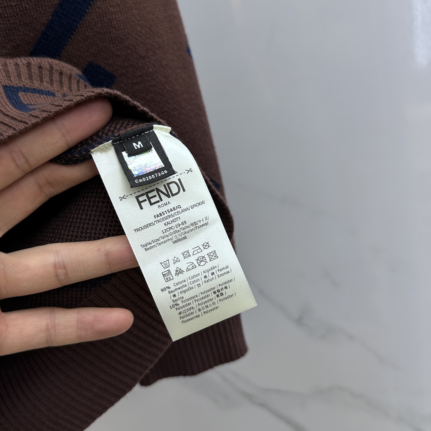 🆕Fendi芬迪 2025秋冬新款针织羊毛衫 高品质意大利进口羊毛混纺面料，高密度针织，时尚百搭毛衣，帅