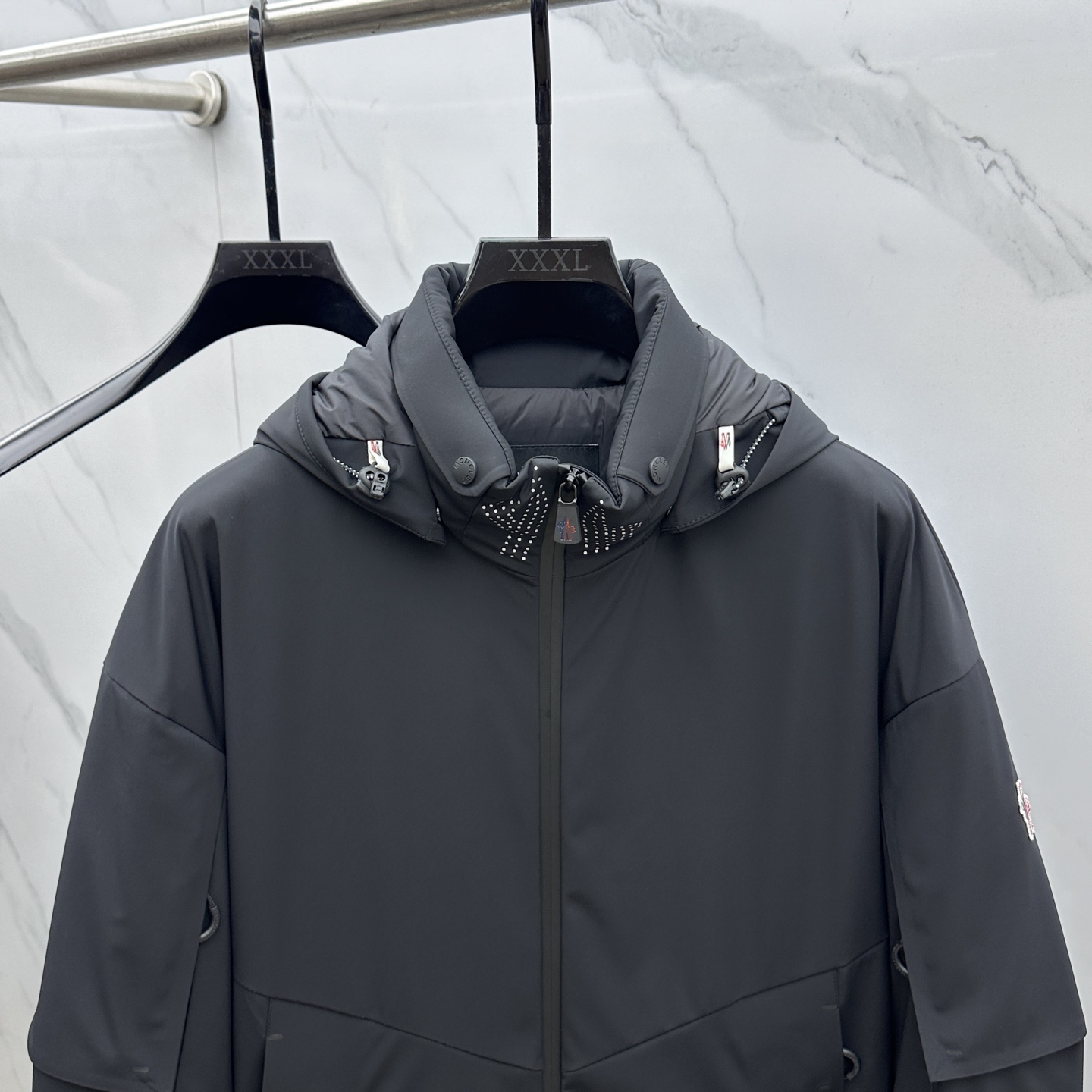 。 🆕Moncler蒙口 羽绒服2025最新款时尚设计师款羽绒外套.（连帽可拆卸）处处细节显工艺足够的高