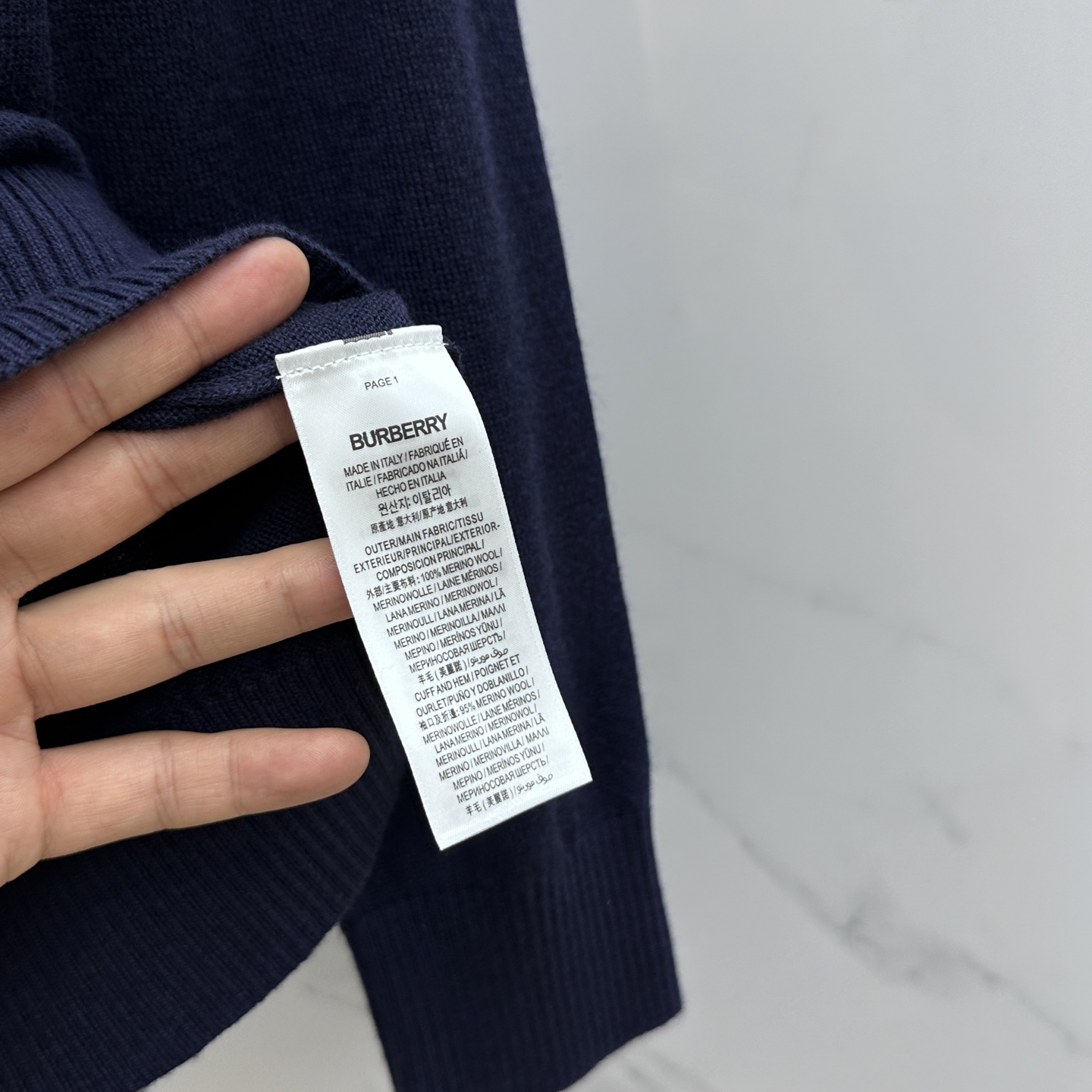 🆕Burberry巴宝莉 半拉链针织衫，男士半拉链立领针织衫，质感上新，暖意随行。马术骑士徽标刺绣。精选