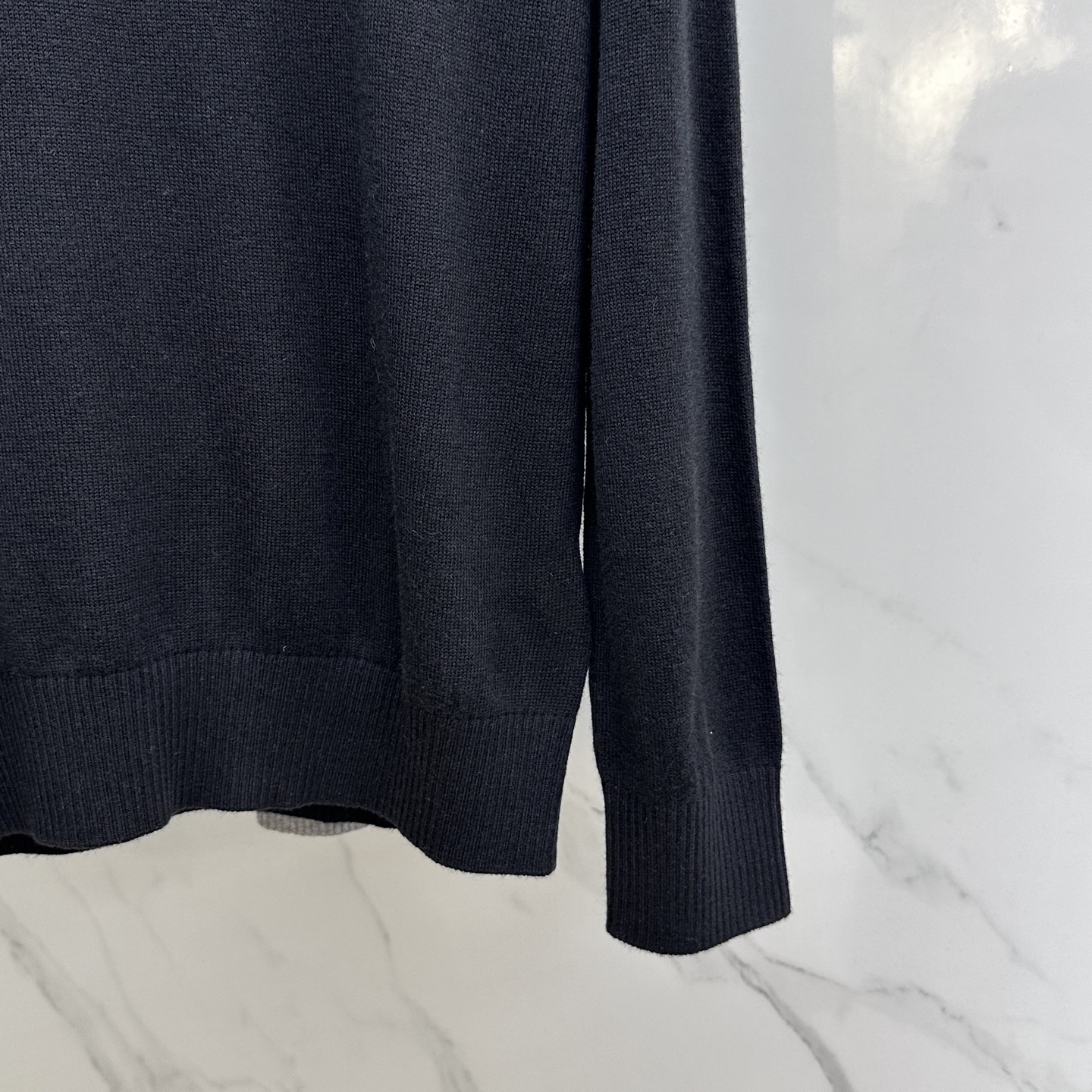 🆕Burberry巴宝莉 半拉链针织衫，男士半拉链立领针织衫，质感上新，暖意随行。马术骑士徽标刺绣。精选