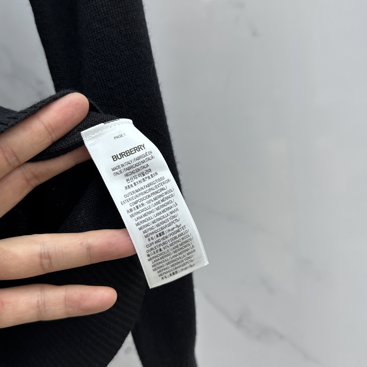 🆕Burberry巴宝莉 半拉链针织衫，男士半拉链立领针织衫，质感上新，暖意随行。马术骑士徽标刺绣。精选