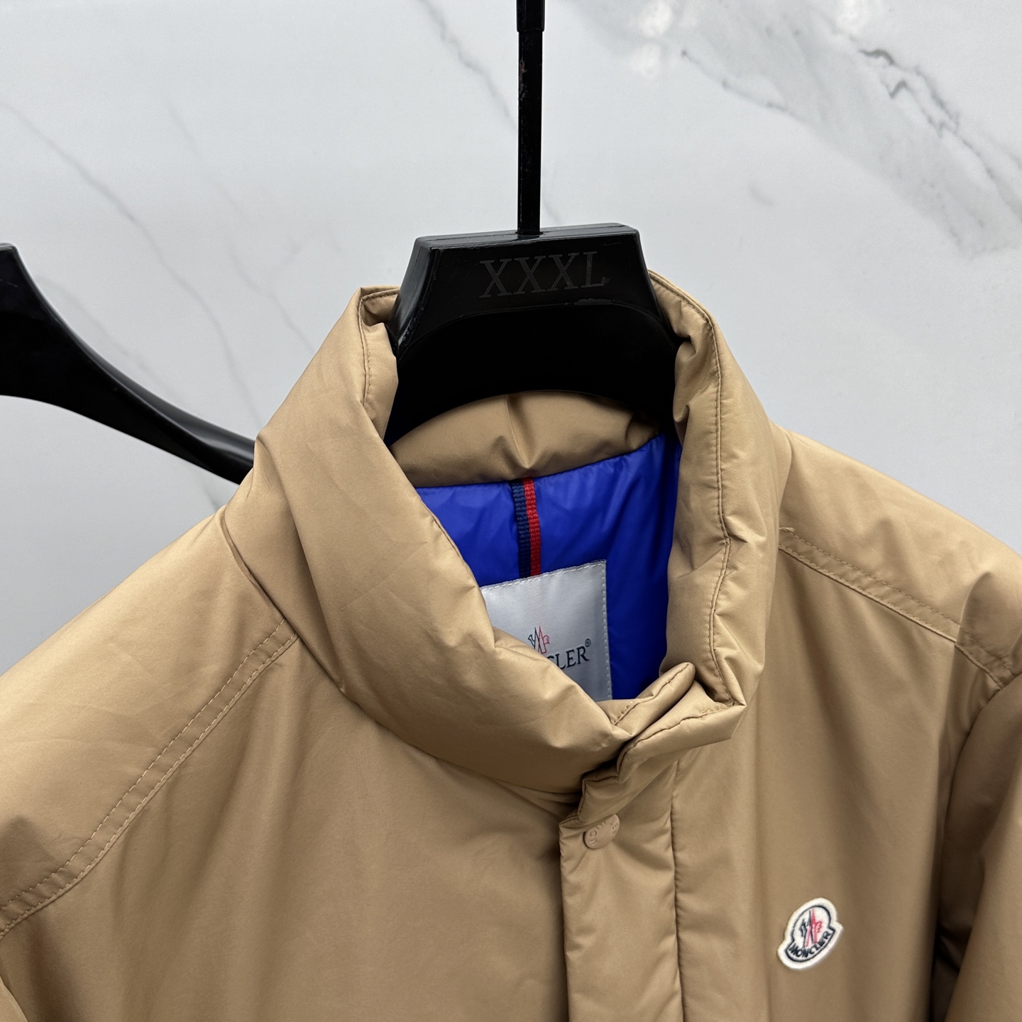 。 🆕Moncler蒙口 羽绒服2025最新款时尚设计师款立领羽绒外套.处处细节显工艺足够的高级 结构性