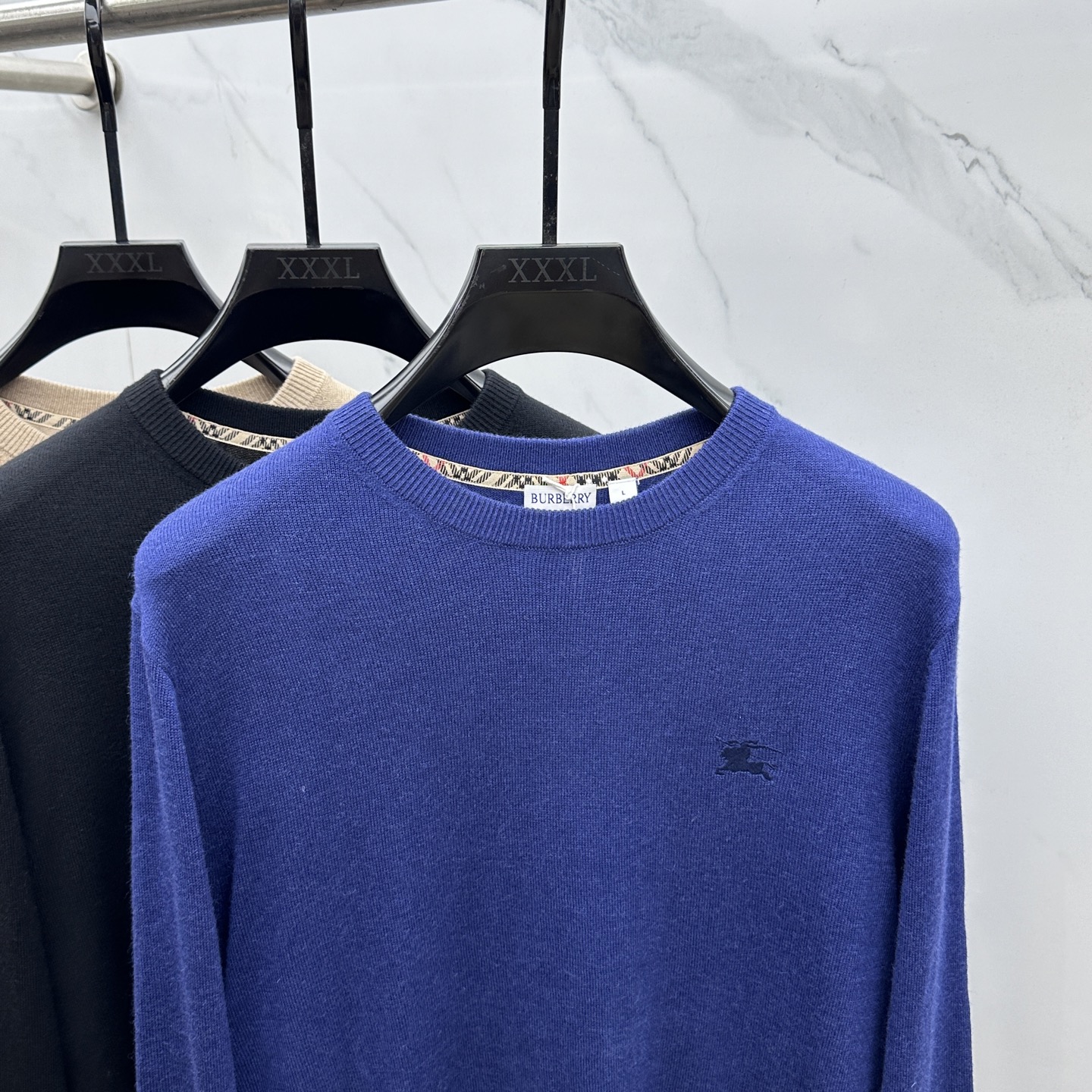 🆕Burberry 巴宝莉 2025ss秋季最新品，同步有售，原单狠货，时尚休闲圆领长袖针织衫，采用进口