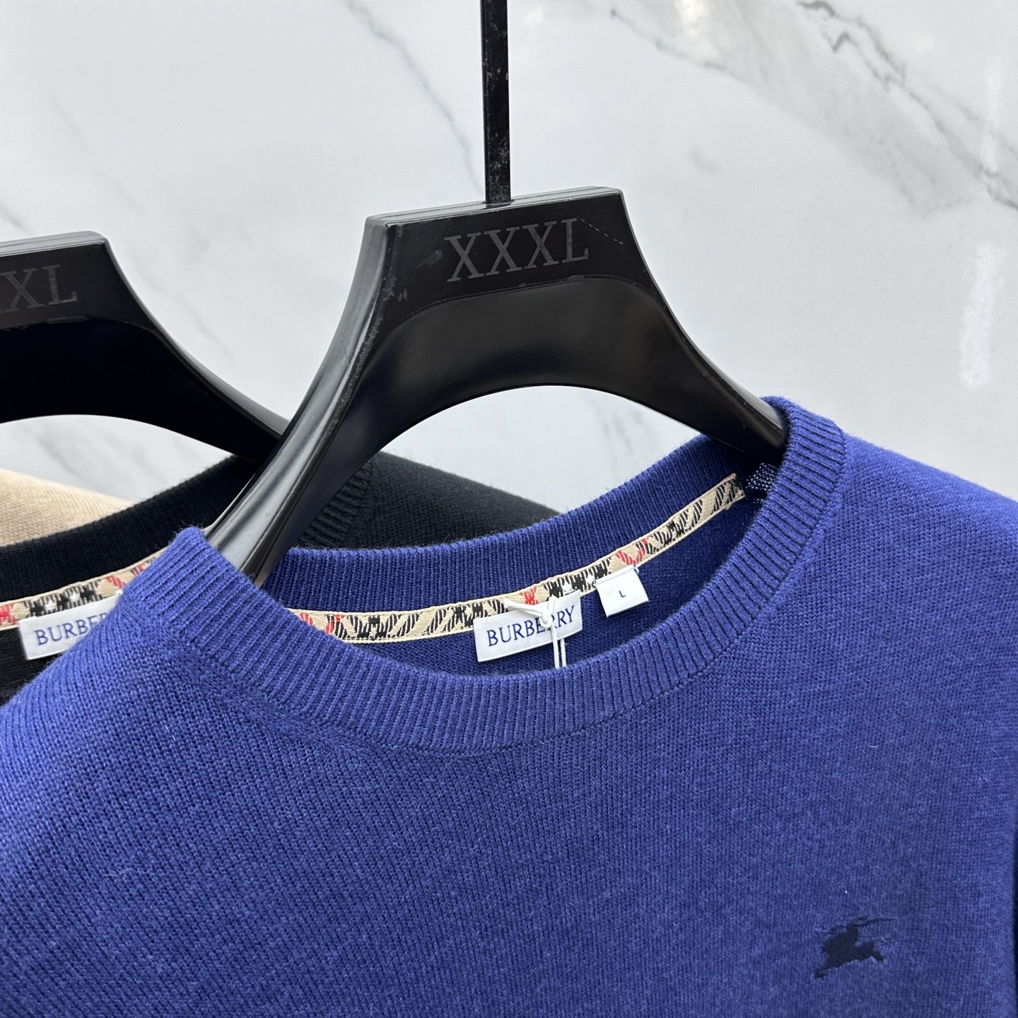 🆕Burberry 巴宝莉 2025ss秋季最新品，同步有售，原单狠货，时尚休闲圆领长袖针织衫，采用进口