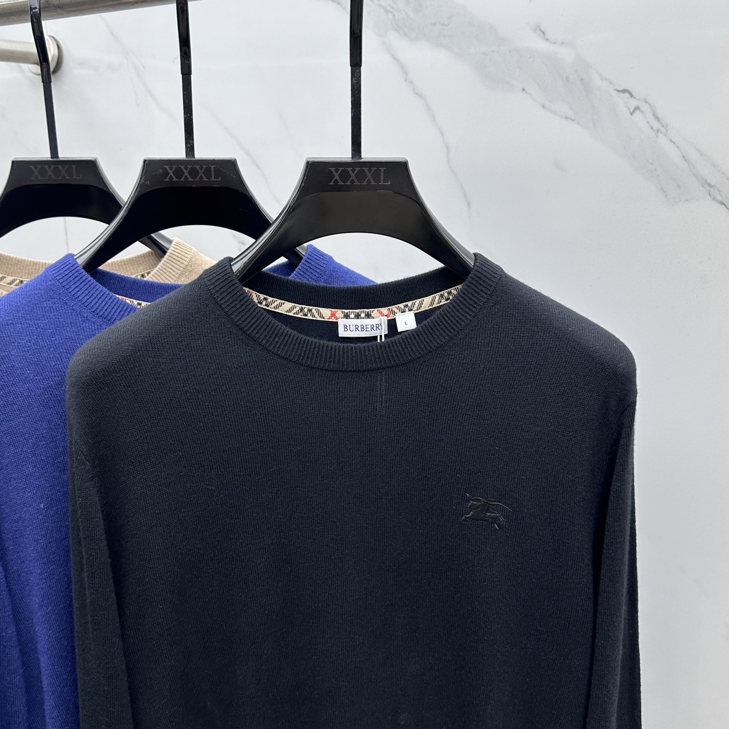 🆕Burberry 巴宝莉 2025ss秋季最新品，同步有售，原单狠货，时尚休闲圆领长袖针织衫，采用进口