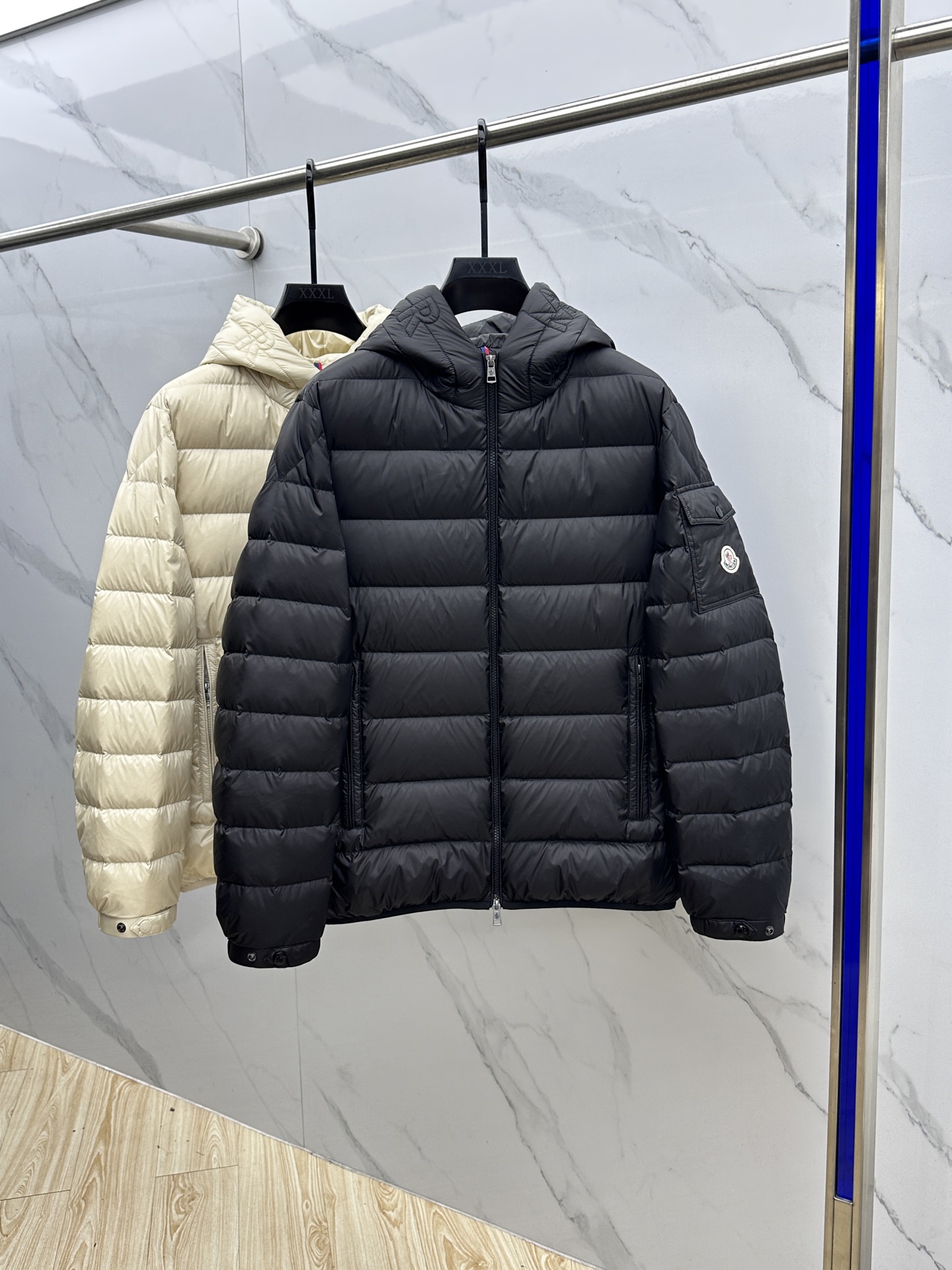 。🆕Moncler蒙口 羽绒服2025最新款时尚设计师款羽绒外套.（连帽不可可拆卸）处处细节显工艺足够的