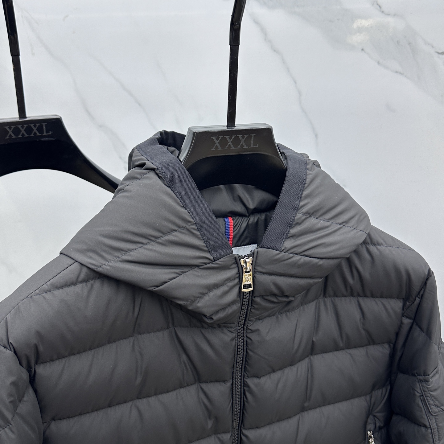 。🆕Moncler蒙口 羽绒服2025最新款时尚设计师款羽绒外套.（连帽不可可拆卸）处处细节显工艺足够的