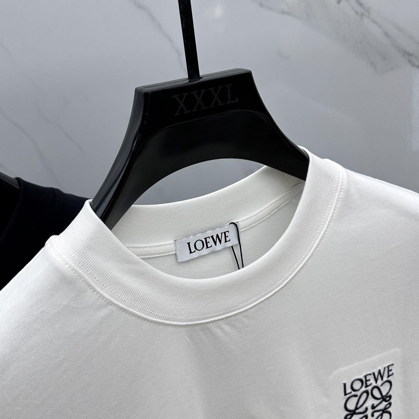 🆕LOEWE罗意威 2025SS早秋新款LOE家长袖打底宽松T恤圆领，胸前logo标识长袖T恤，基础款推