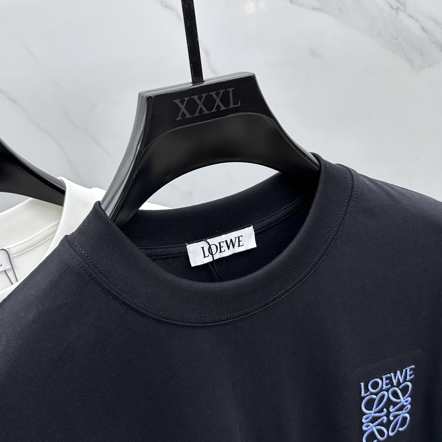 🆕LOEWE罗意威 2025SS早秋新款LOE家长袖打底宽松T恤圆领，胸前logo标识长袖T恤，基础款推