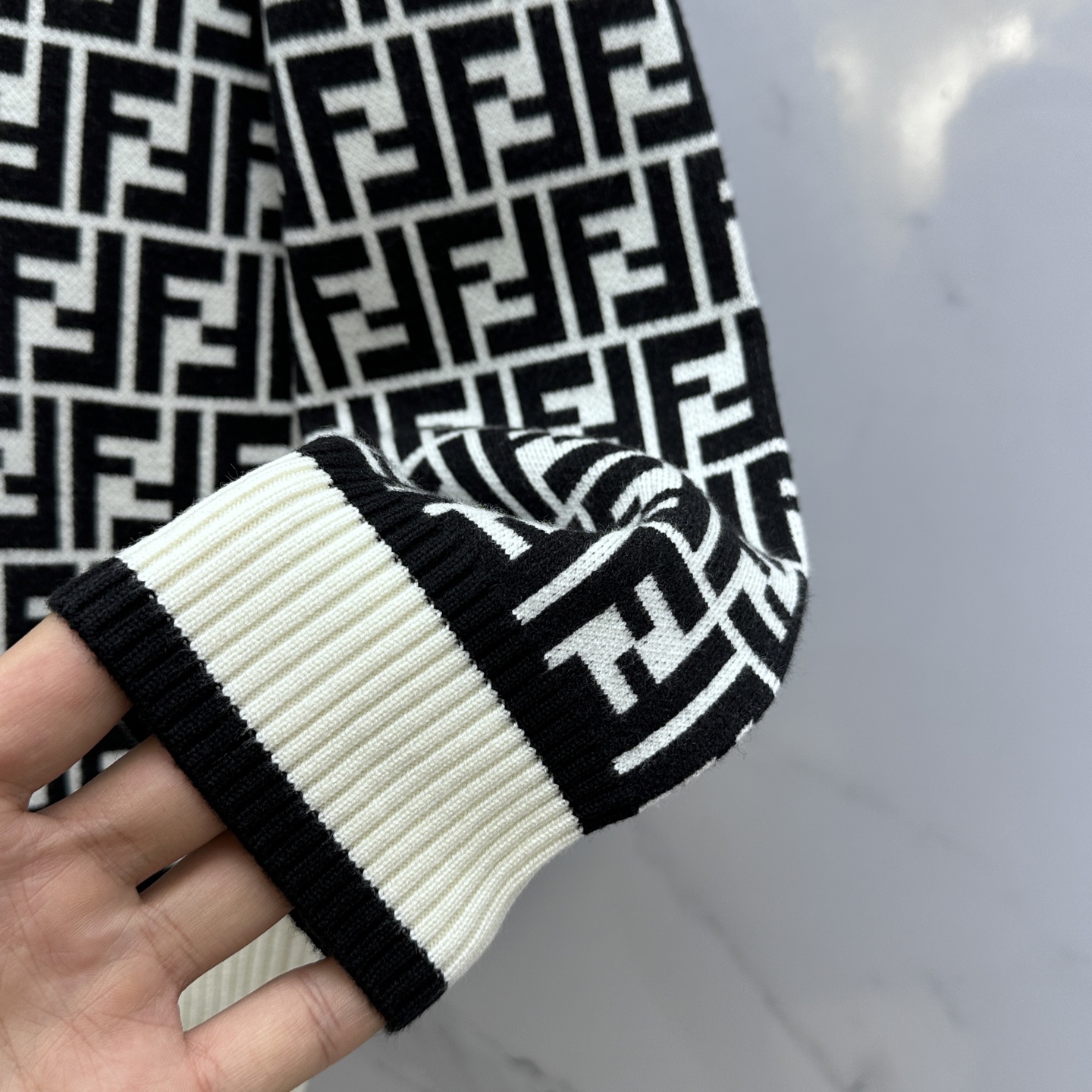 🆕Fendi芬迪 2025ss秋冬新款官网同步FF家圆领羊毛针织衫精品羊毛混纺毛衫 男女款高端定制臻品系