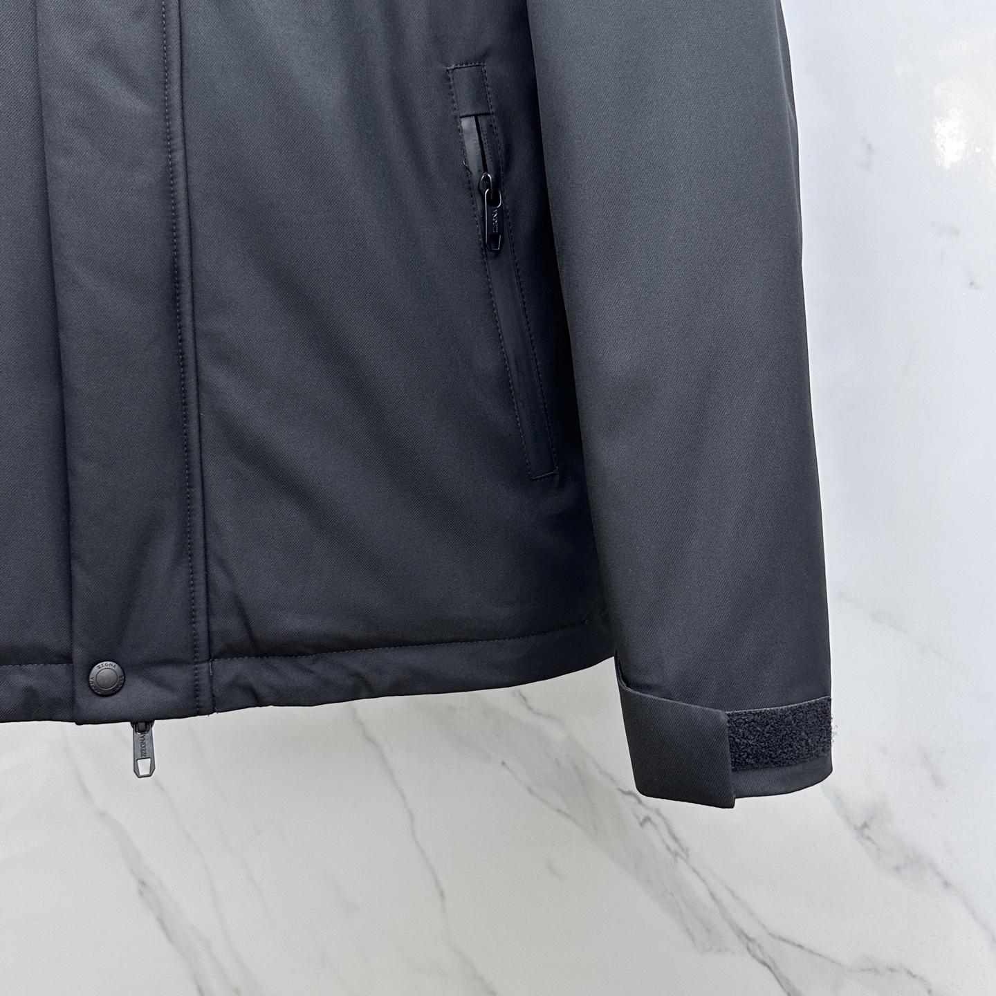 。 🆕ZEGNA杰尼亚 羽绒服 2025最新款时尚设计师款羽绒外套.（连帽不可拆卸）处处细节显工艺足够的