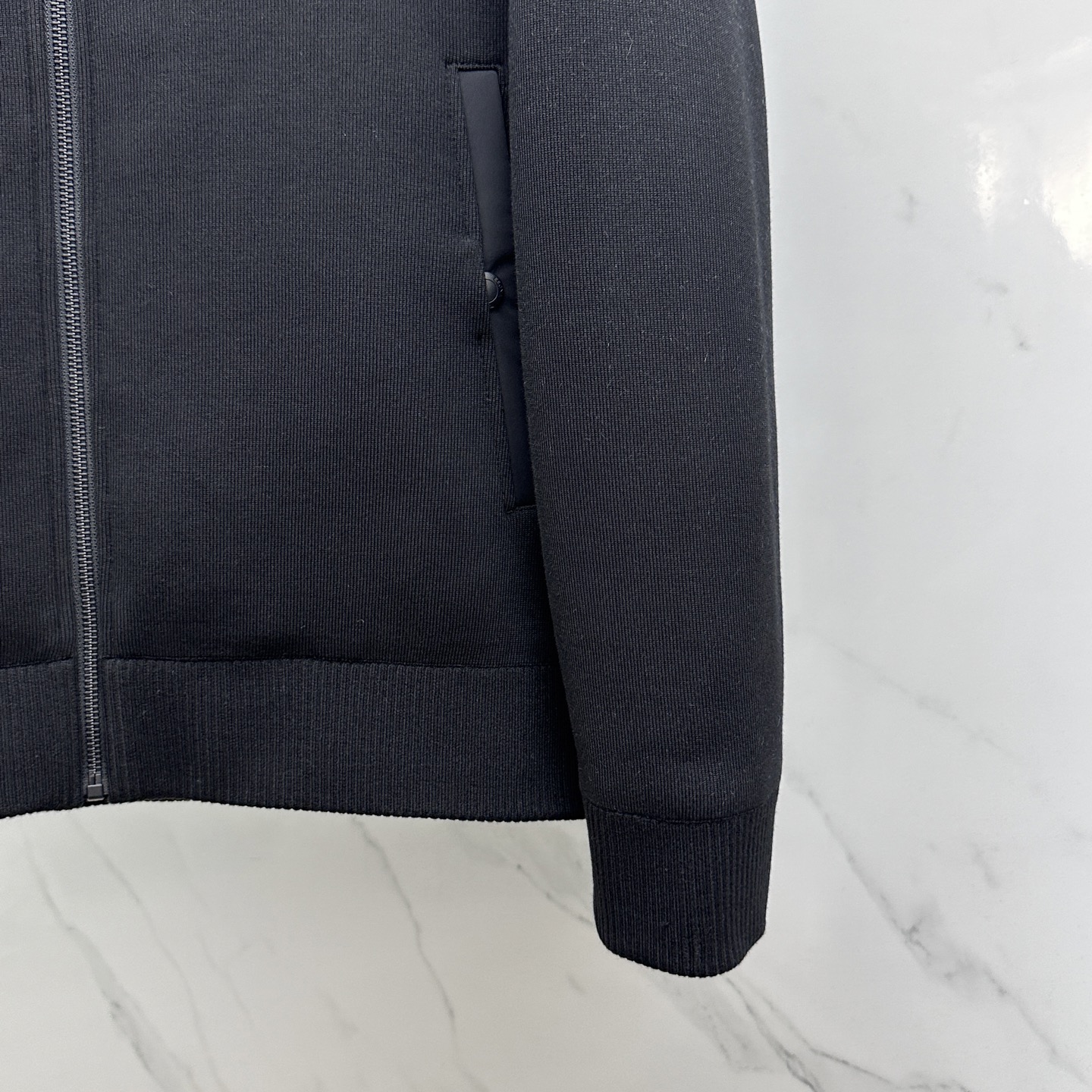 。 🆕ZEGNA杰尼亚 羽绒服 2025最新款时尚设计师款羽绒外套.（连帽可收纳）针织拼接休闲羽绒款，处