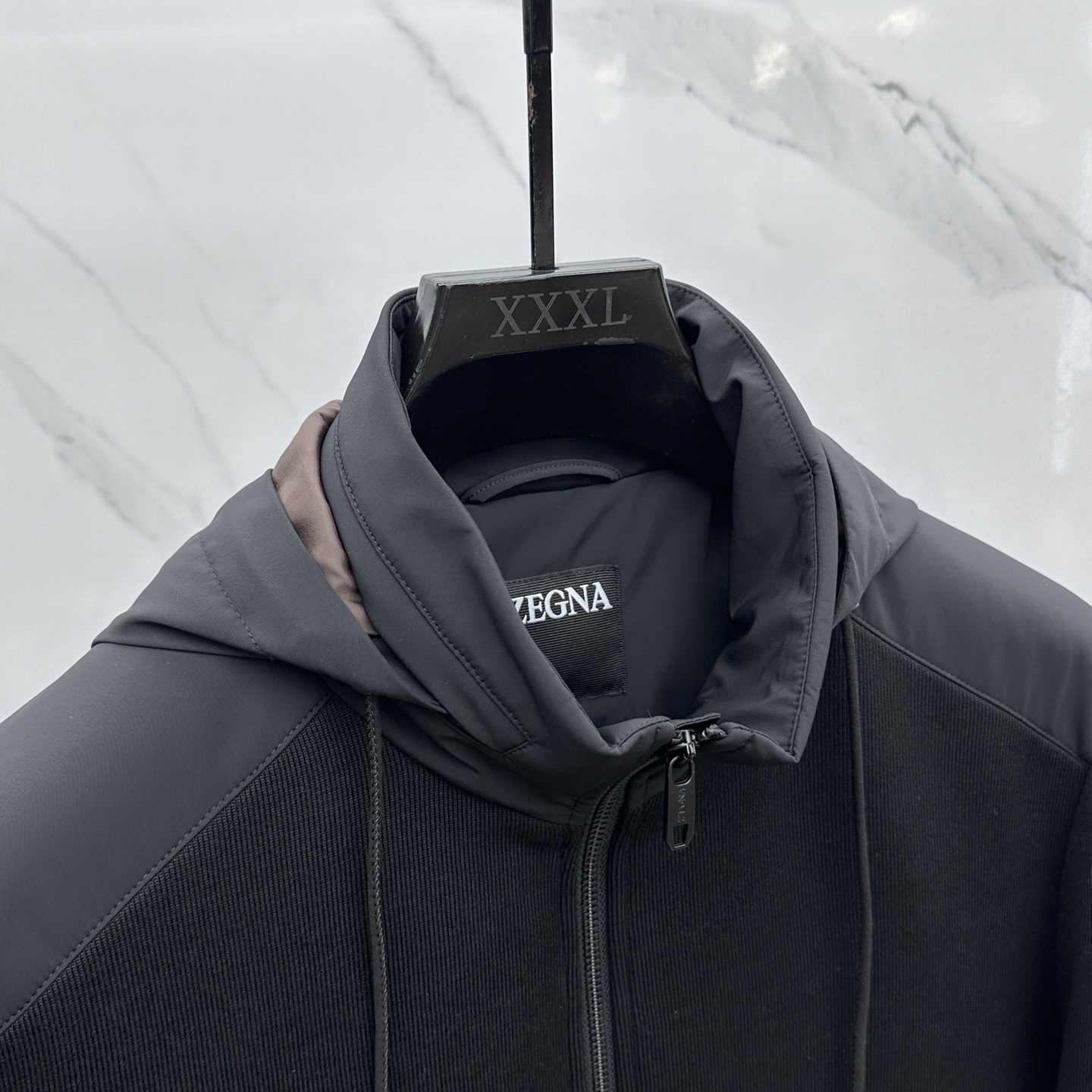 。 🆕ZEGNA杰尼亚 羽绒服 2025最新款时尚设计师款羽绒外套.（连帽可收纳）针织拼接休闲羽绒款，处