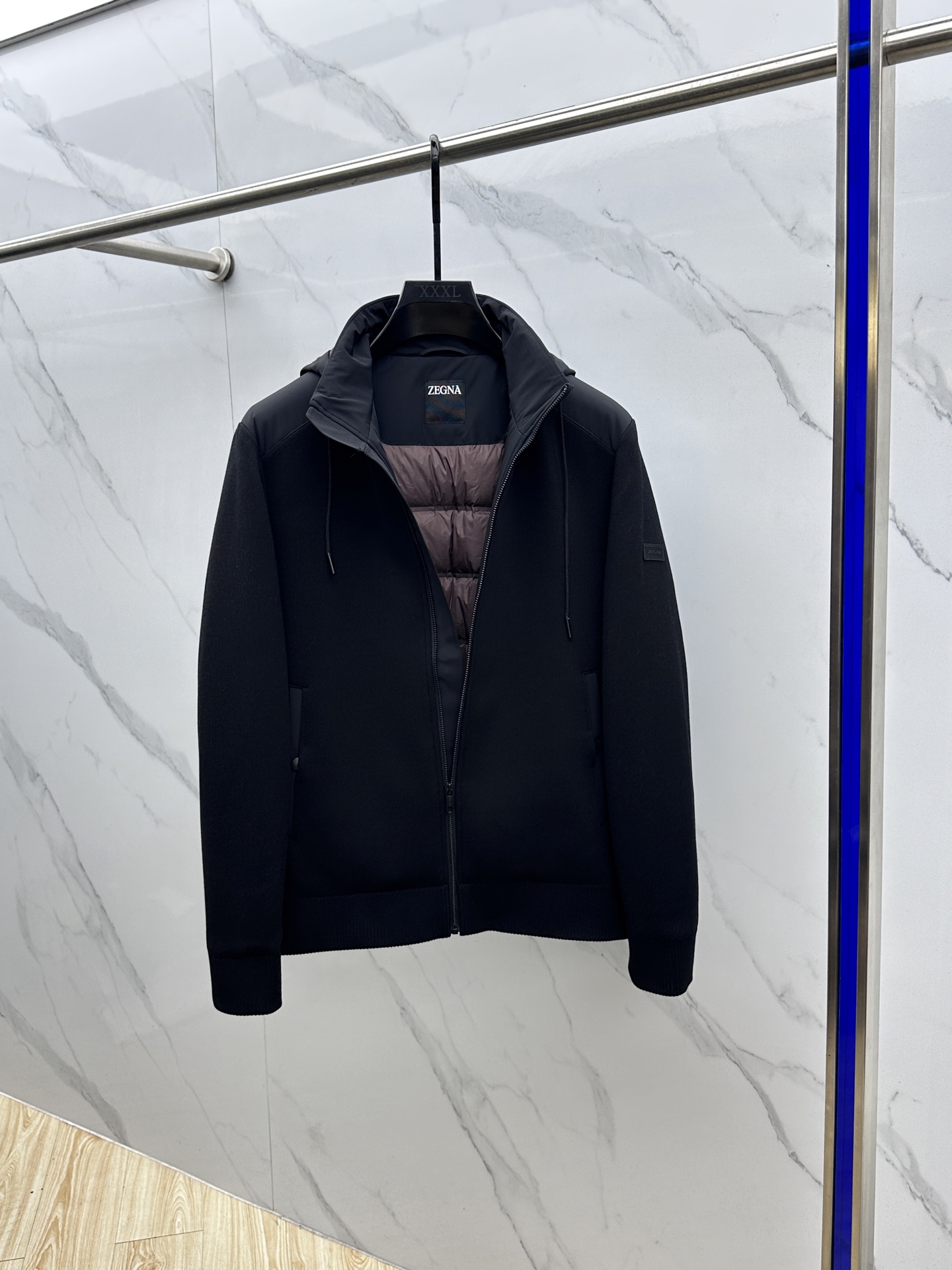 。 🆕ZEGNA杰尼亚 羽绒服 2025最新款时尚设计师款羽绒外套.（连帽可收纳）针织拼接休闲羽绒款，处