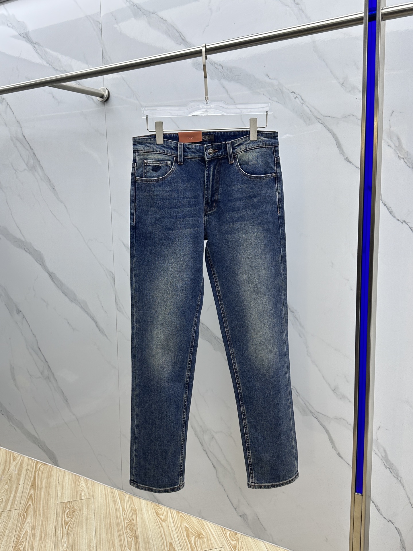 🆕lP🆕 🔥高端定制、2025早春最新款牛仔裤 柜台同步发售 原版定制复刻 客供五金辅料 原单品质 进口