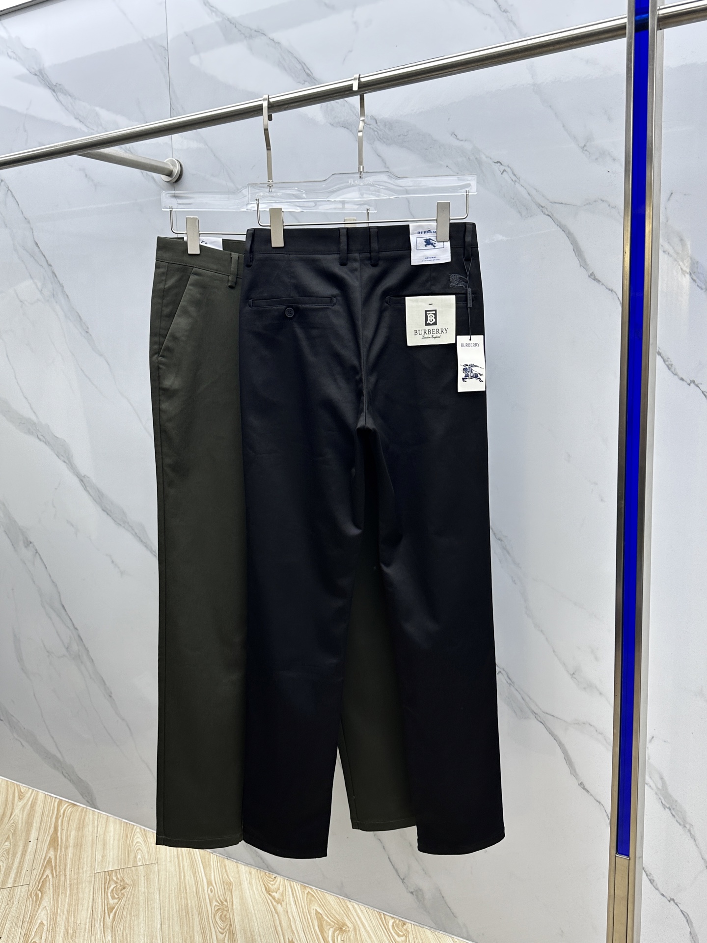 🆕Burberry巴宝莉 2025早秋新品休闲裤西裤，官网同步发售，裤身工艺设计，进口客供辅料、面料定制