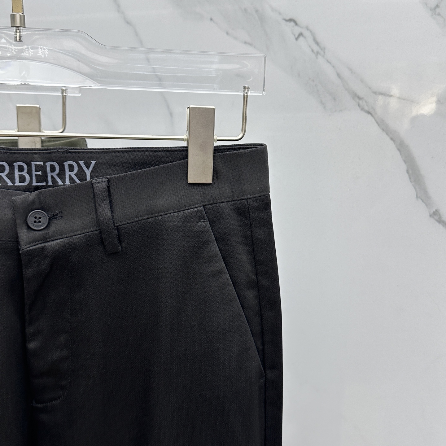 🆕Burberry巴宝莉 2025早秋新品休闲裤西裤，官网同步发售，裤身工艺设计，进口客供辅料、面料定制