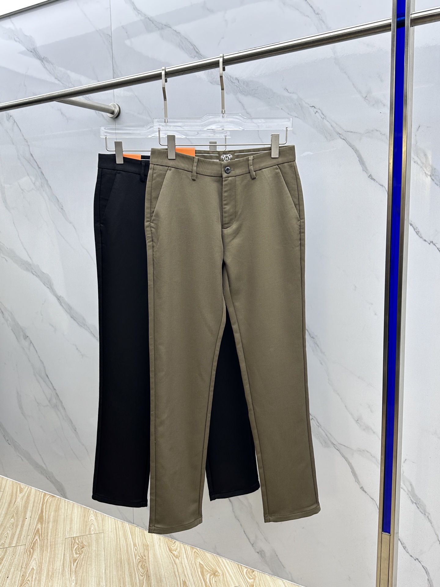 🆕Hermes爱马仕 2025早秋新品休闲裤西裤，官网同步发售，裤身工艺设计，进口客供辅料、面料定制，代