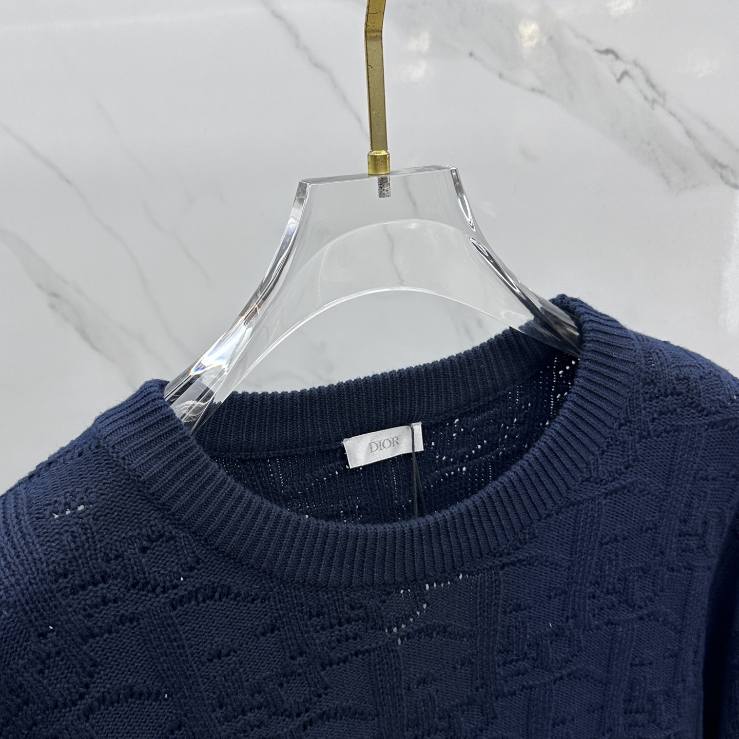 🆕Dior迪奥 DIOR迪奥暗纹针织圆领套头毛衣YB购入打版，采用定制混纺面料，面料定制定染颜色相似度高