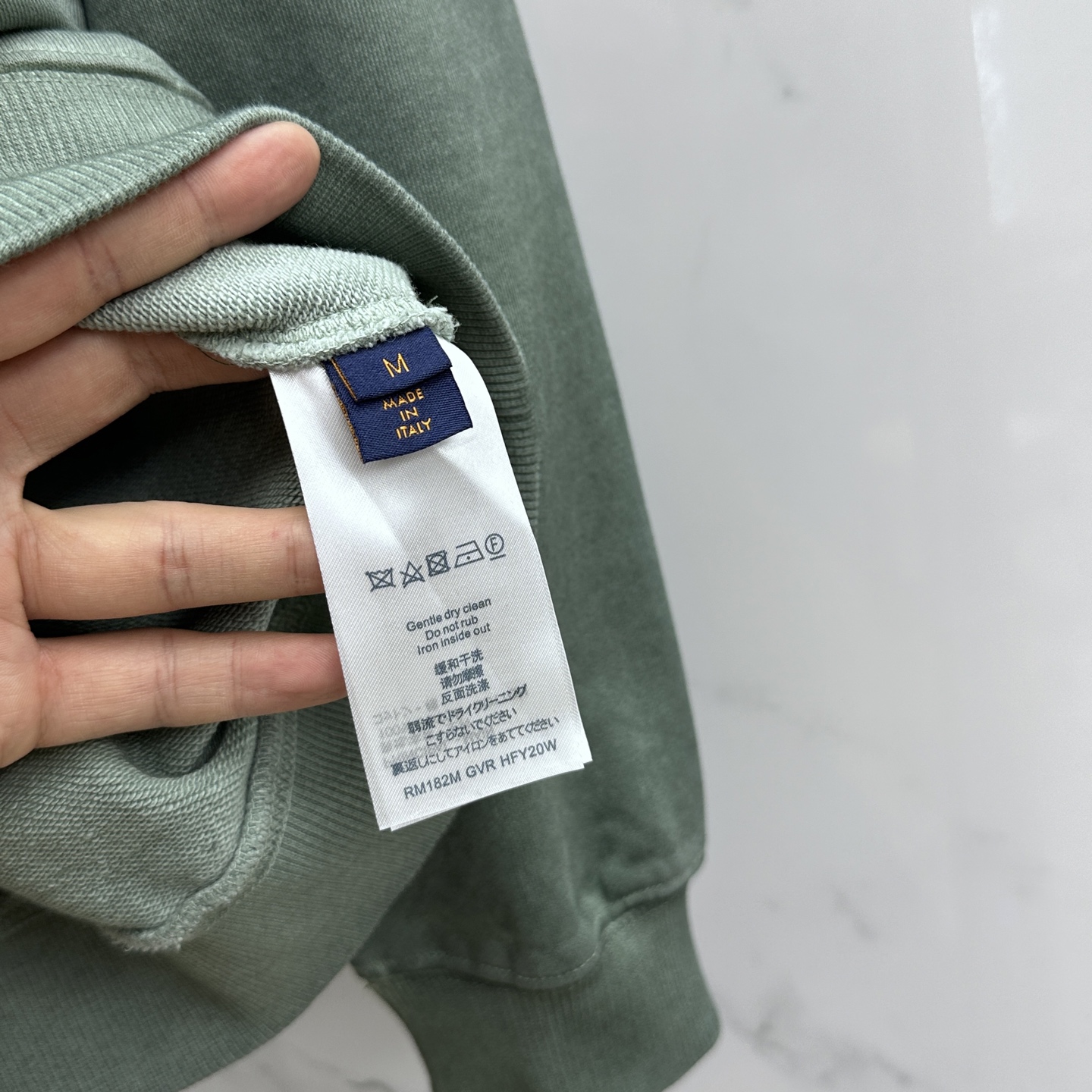 🆕LV路易威登 、25Ss蜡染水洗做旧顶级版本潮卫衣，最顶级的品质原单，顶级制作工艺进口面料，款独特设计