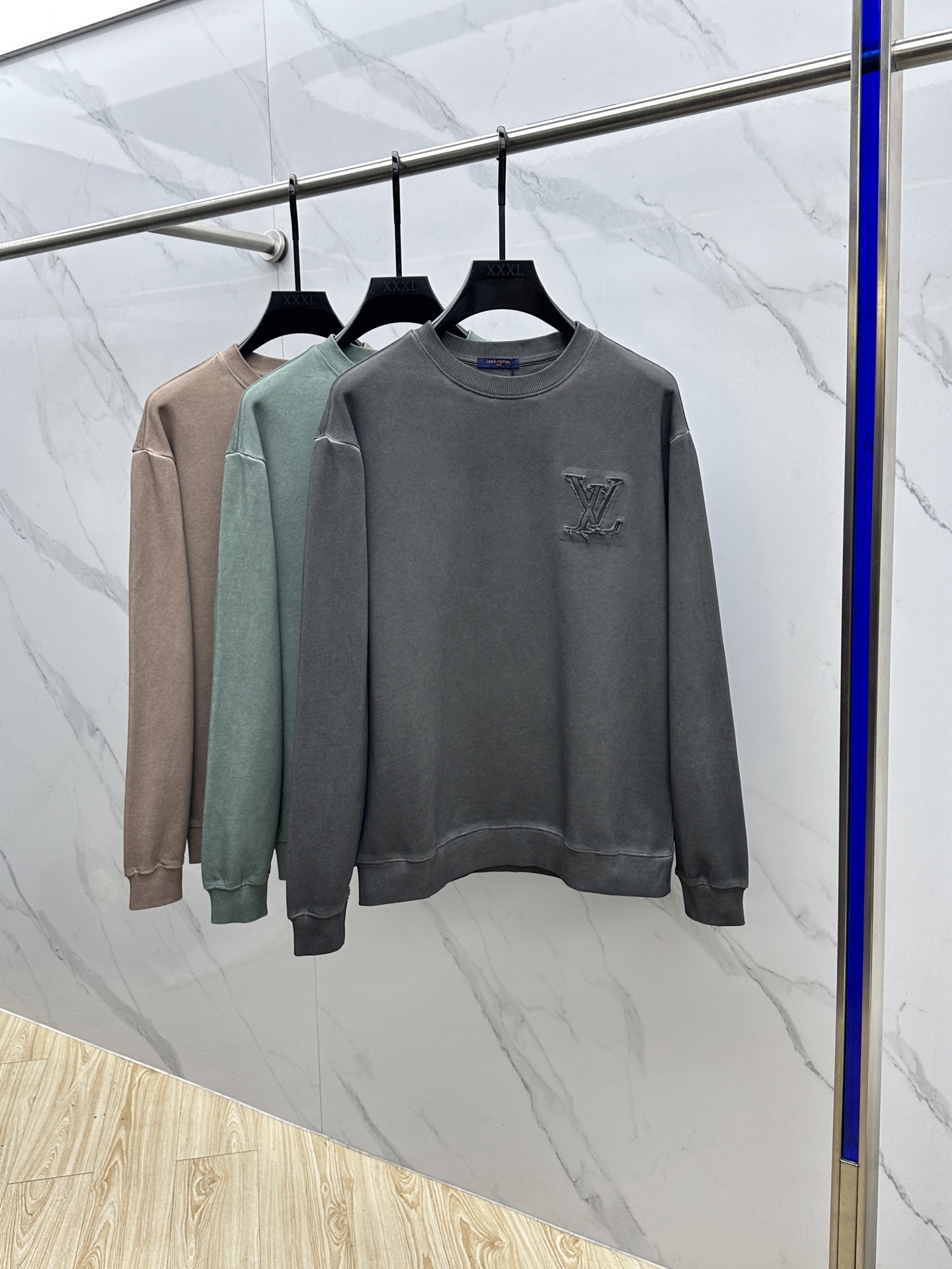 🆕LV路易威登 、25Ss蜡染水洗做旧顶级版本潮卫衣，最顶级的品质原单，顶级制作工艺进口面料，款独特设计