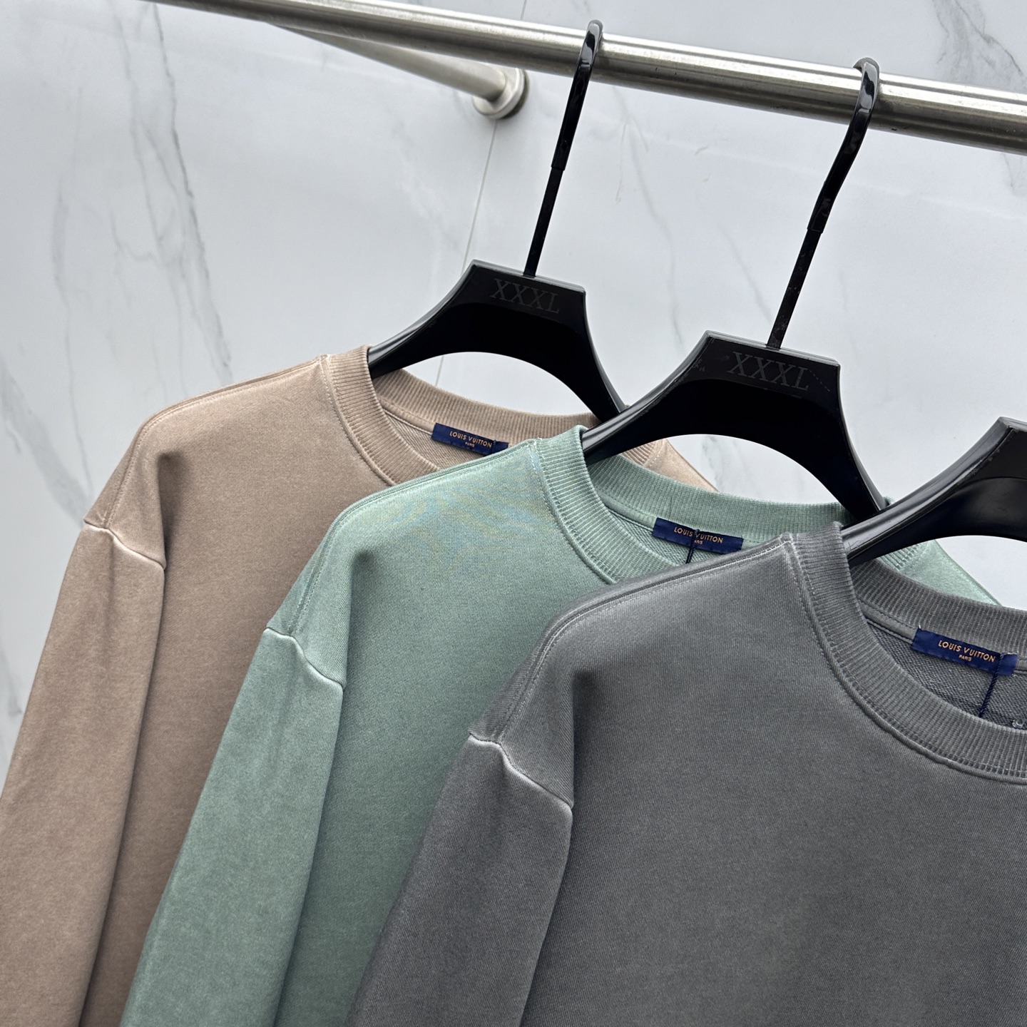 🆕LV路易威登 、25Ss蜡染水洗做旧顶级版本潮卫衣，最顶级的品质原单，顶级制作工艺进口面料，款独特设计