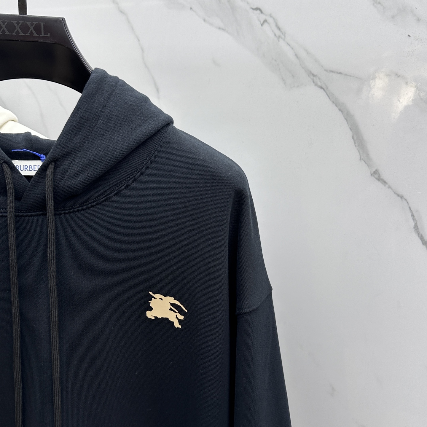 🆕Burberry巴宝莉 25ss秋冬新款宽版连帽卫衣，男女同款！独特吸引人的眼球，这一款连帽卫衣品相品