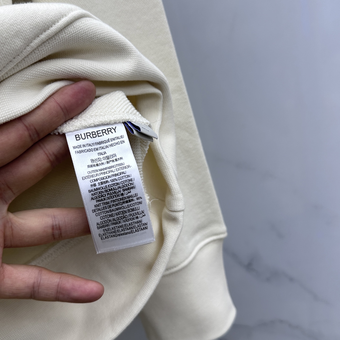 🆕Burberry巴宝莉 25ss秋冬新款宽版连帽卫衣，男女同款！独特吸引人的眼球，这一款连帽卫衣品相品