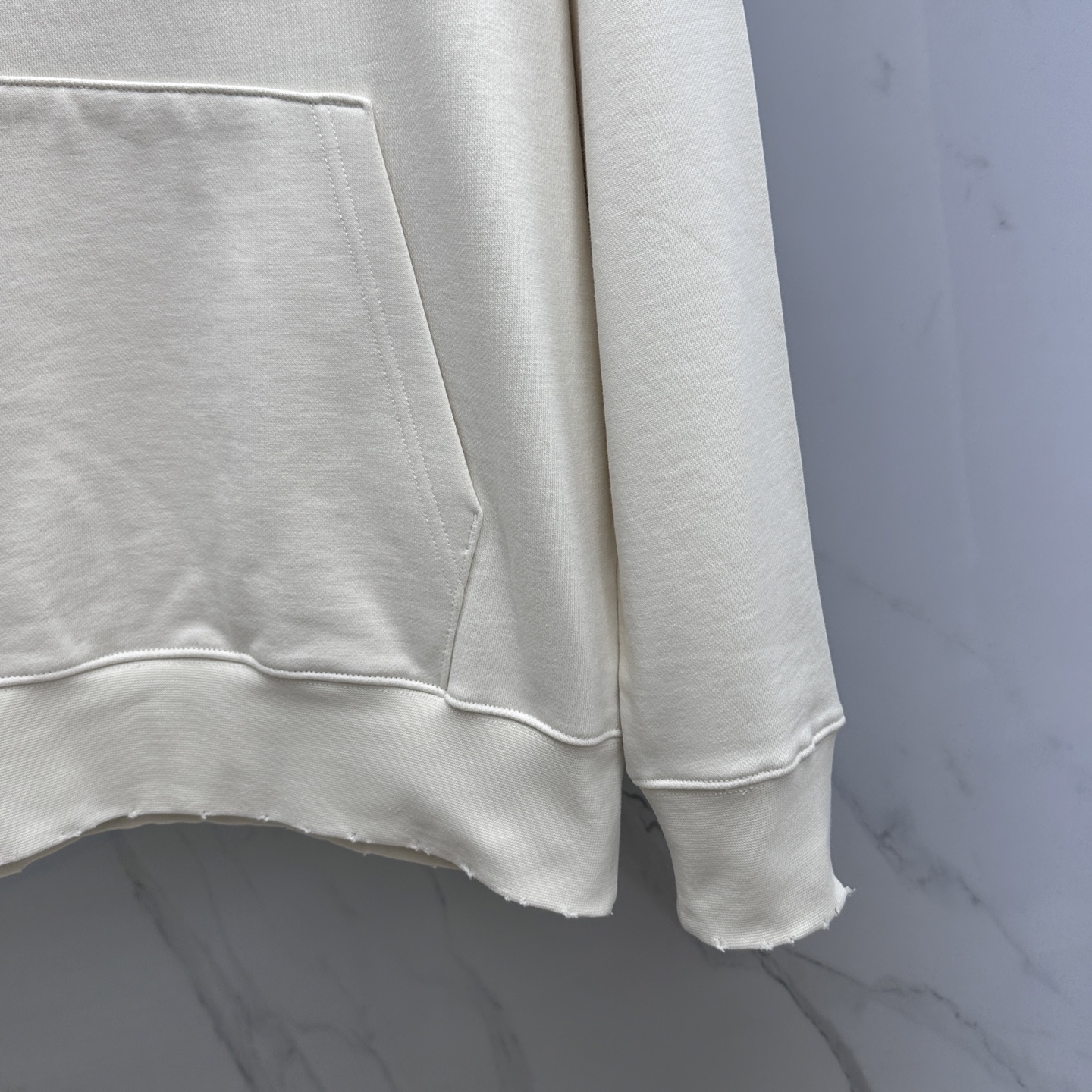 🆕Givenchy纪梵希 25ss秋冬新款宽版连帽卫衣，男女同款！独特吸引人的眼球，这一款连帽卫衣品相品