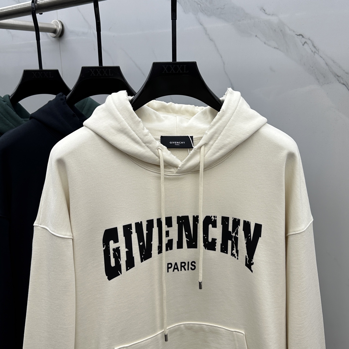 🆕Givenchy纪梵希 25ss秋冬新款宽版连帽卫衣，男女同款！独特吸引人的眼球，这一款连帽卫衣品相品