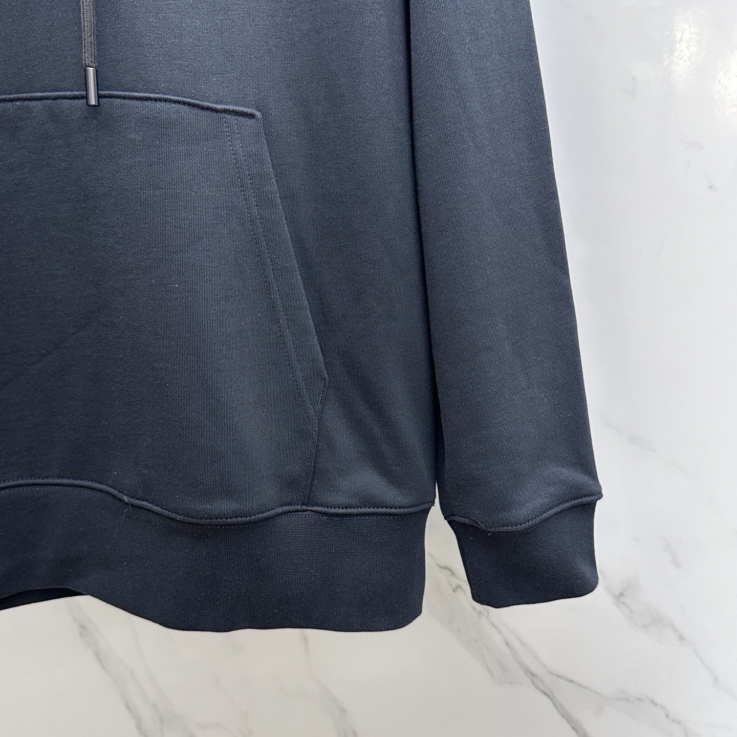 🆕Valentino华伦天奴 25ss秋冬新款宽版连帽卫衣，男女同款！独特吸引人的眼球，这一款连帽卫衣品