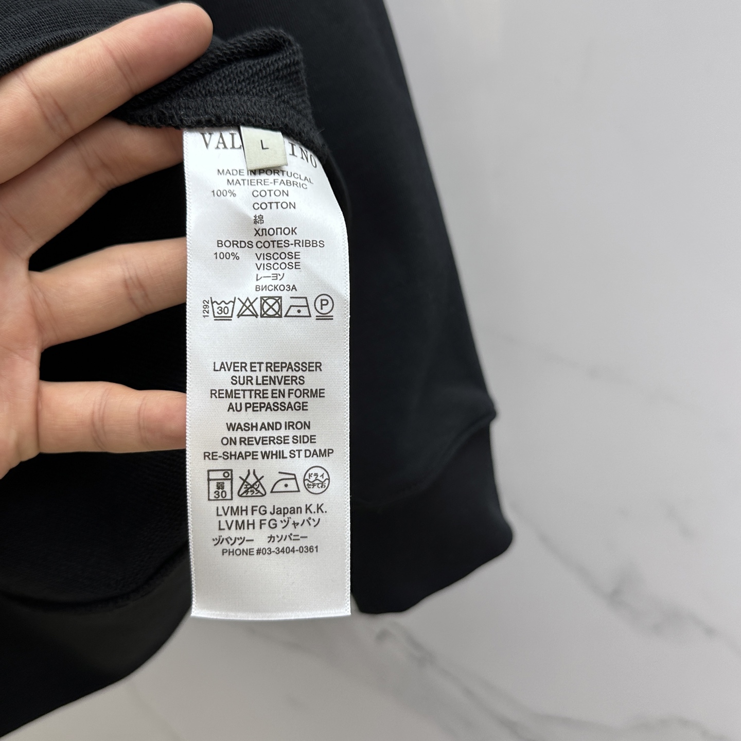 🆕Valentino华伦天奴 25ss秋冬新款宽版连帽卫衣，男女同款！独特吸引人的眼球，这一款连帽卫衣品