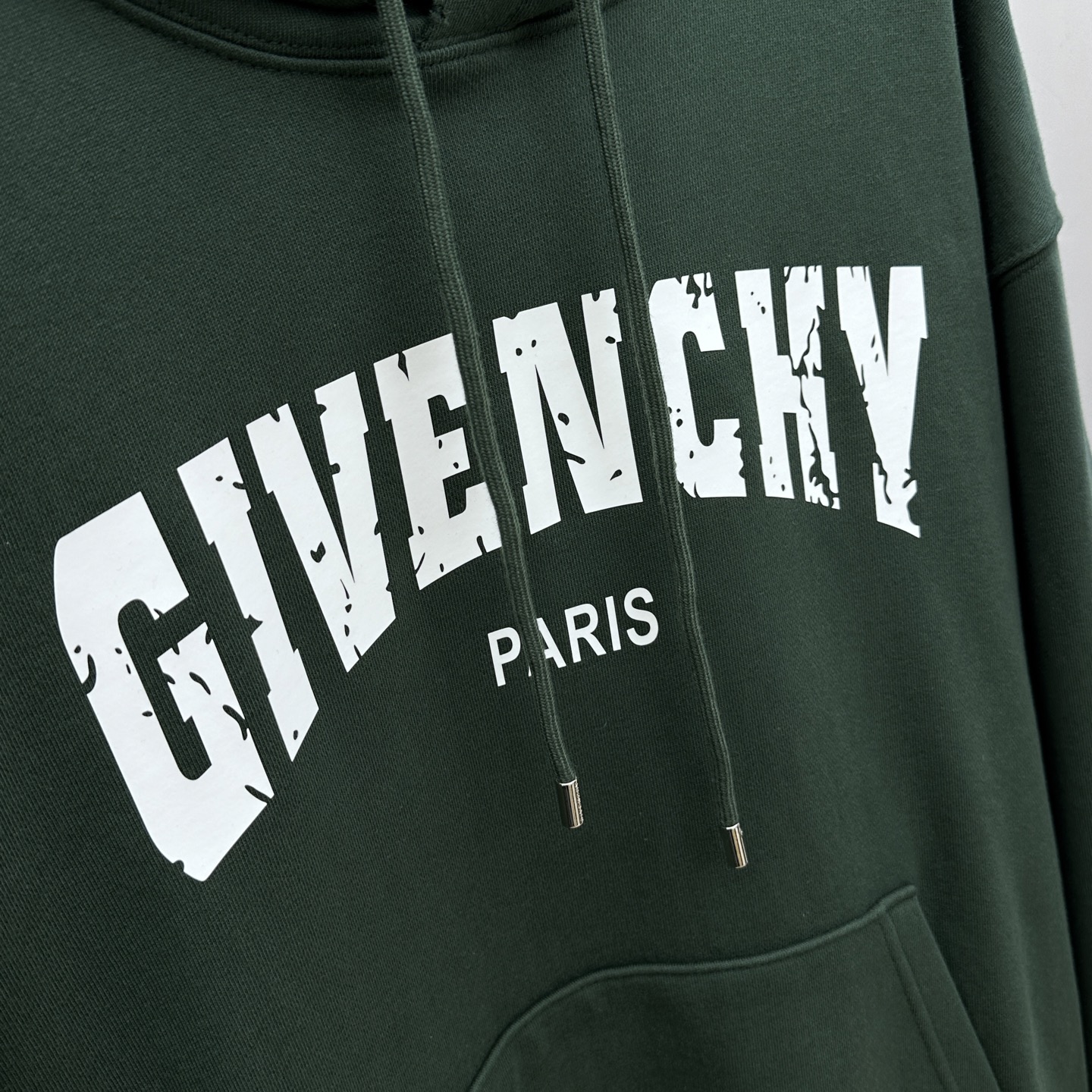 🆕Givenchy纪梵希 25ss秋冬新款宽版连帽卫衣，男女同款！独特吸引人的眼球，这一款连帽卫衣品相品